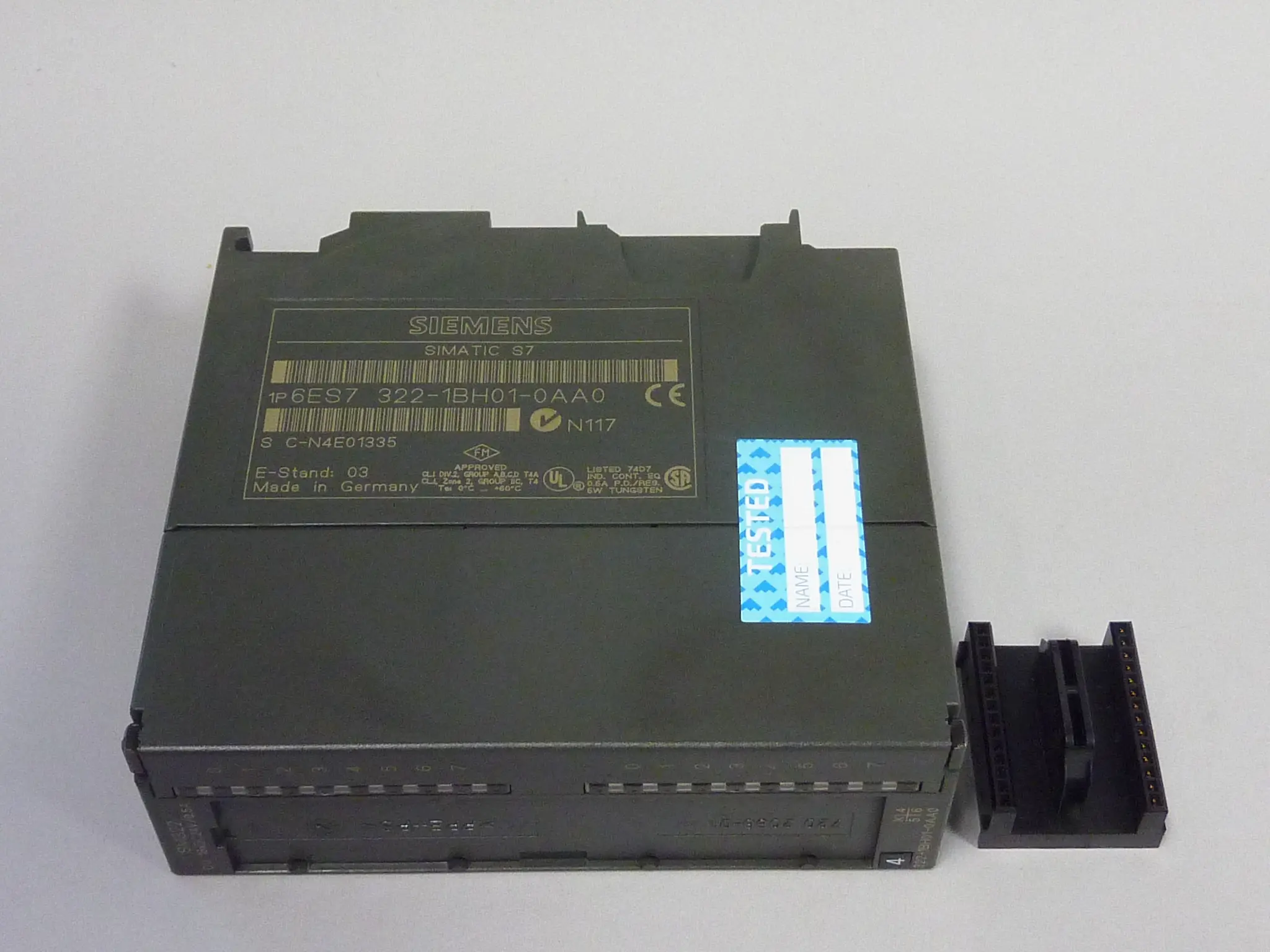 Produktfoto 1 von 6ES7322-1BH01-0AA0