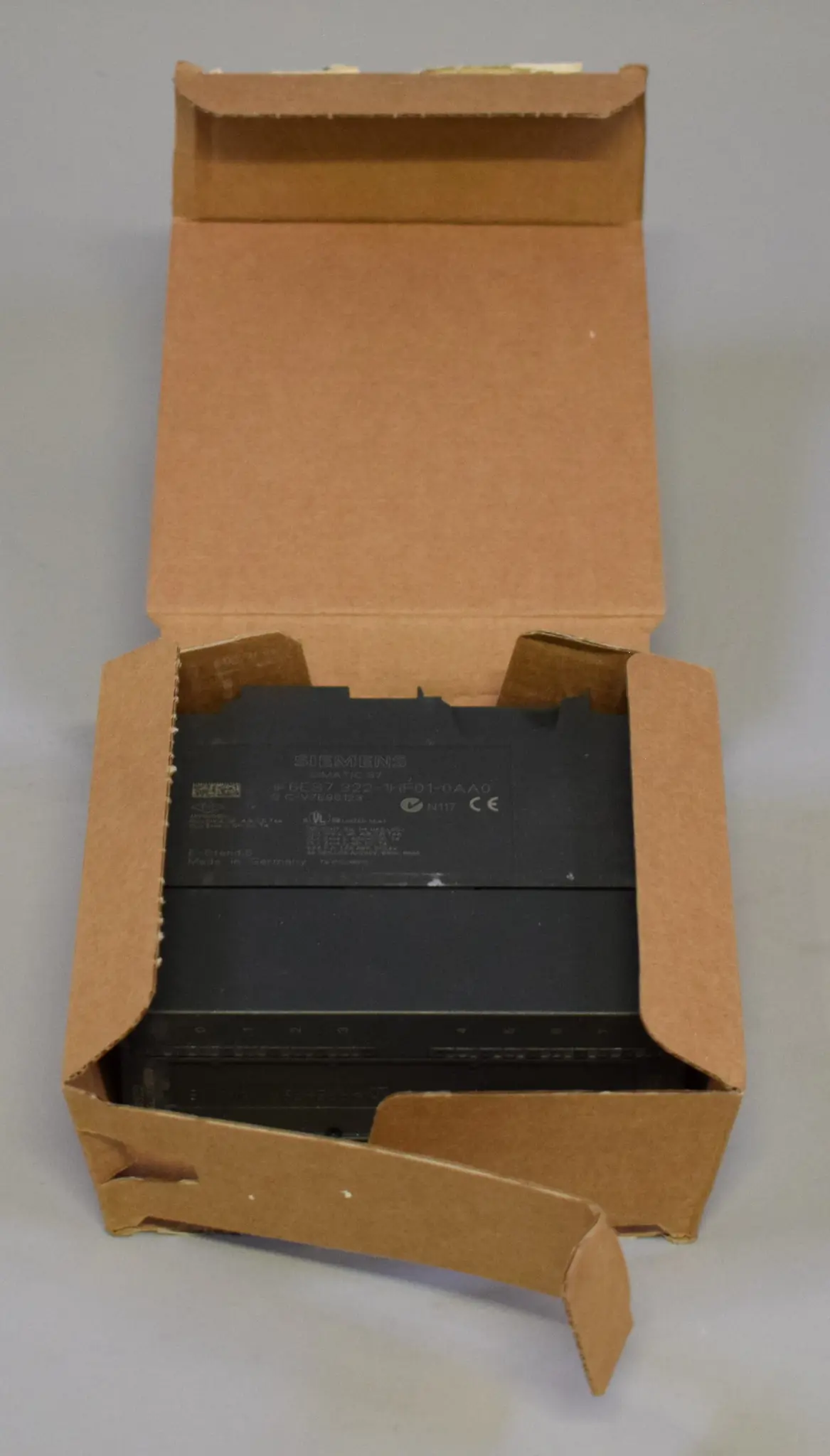 Produktfoto 1 von 6ES7322-1HF01-0AA0