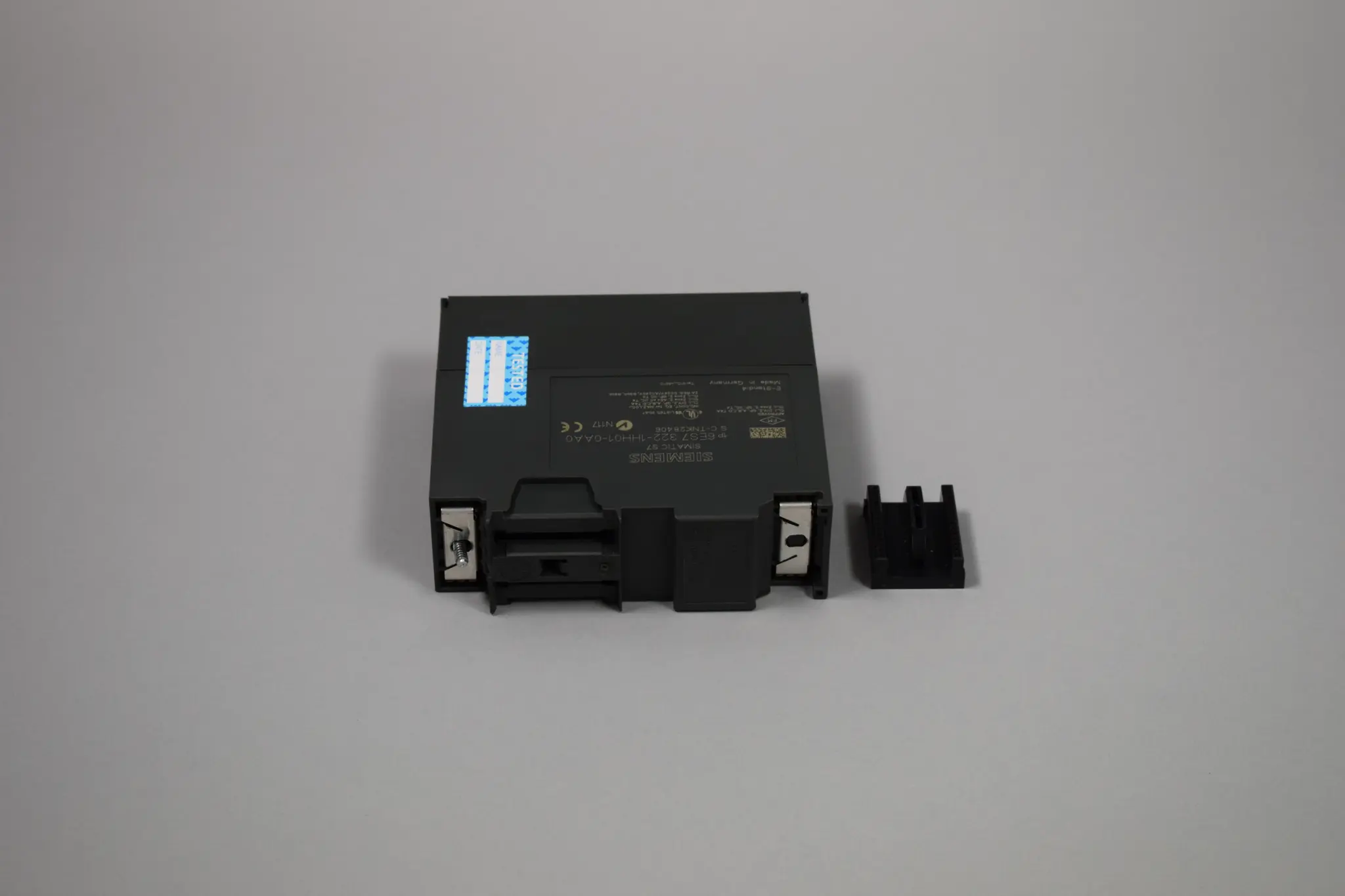 Produktfoto 1 von 6ES7322-1HH01-0AA0