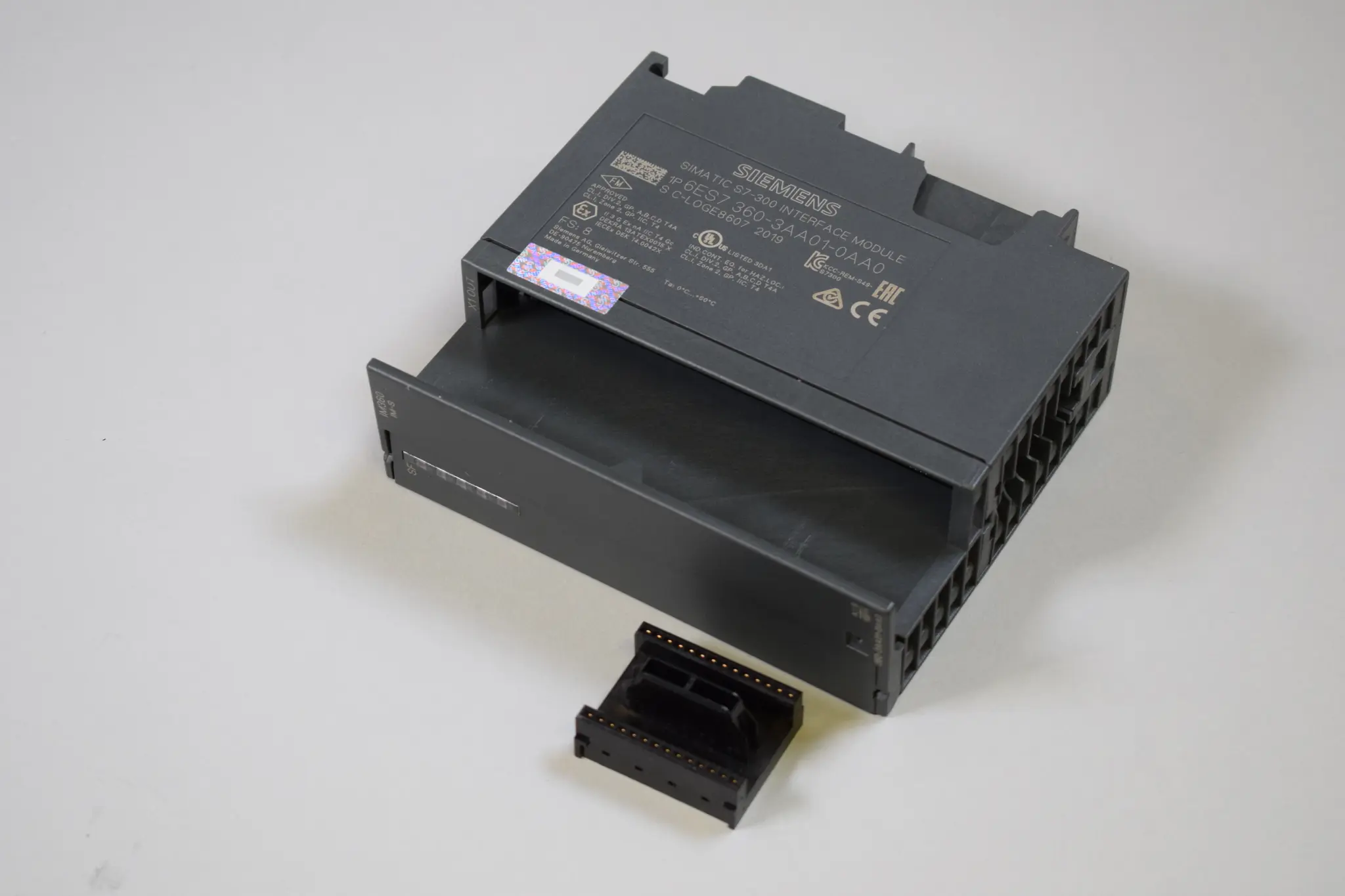 Produktfoto 1 von 6ES7360-3AA01-0AA0