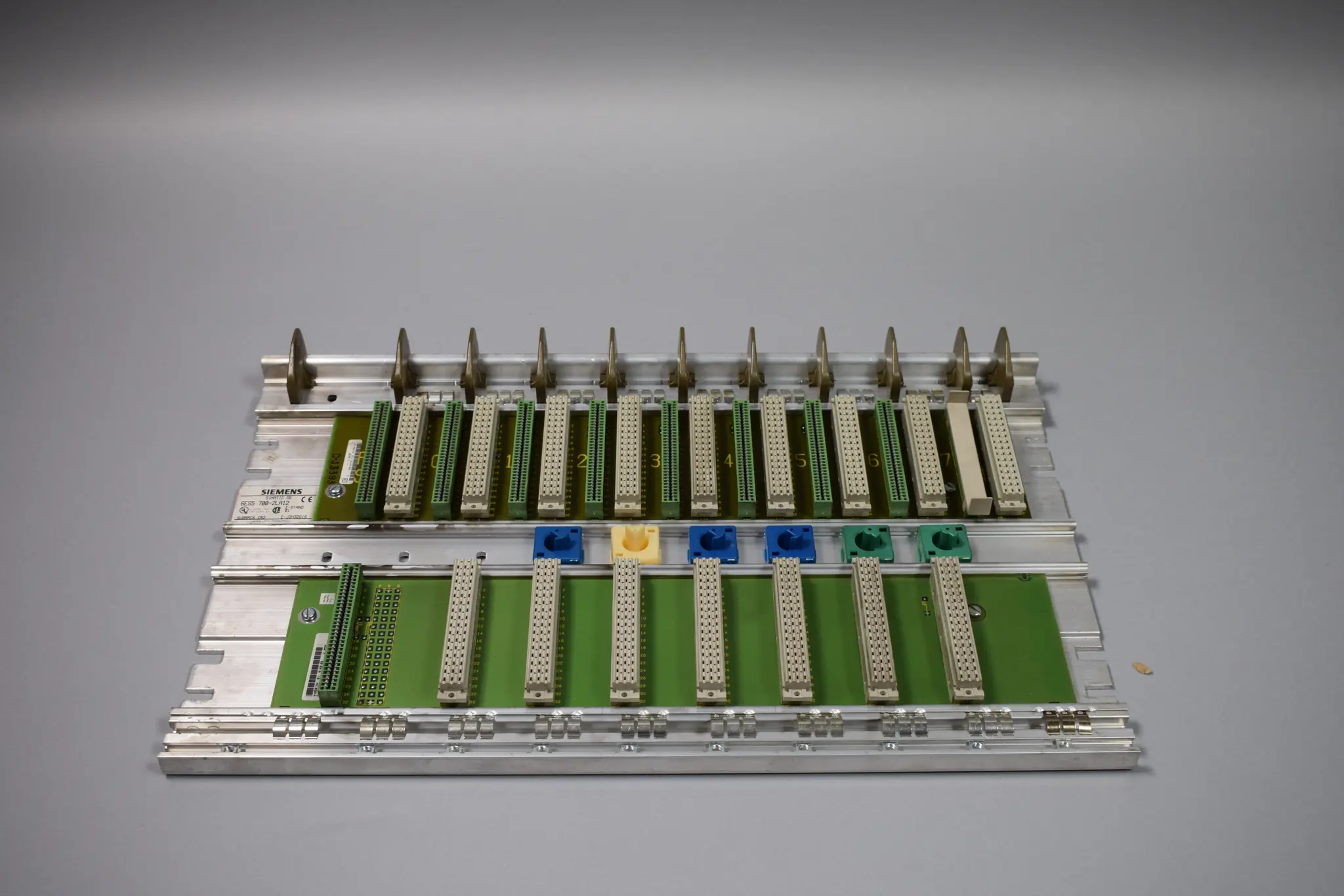 Produktfoto 1 von 6ES5700-2LA12