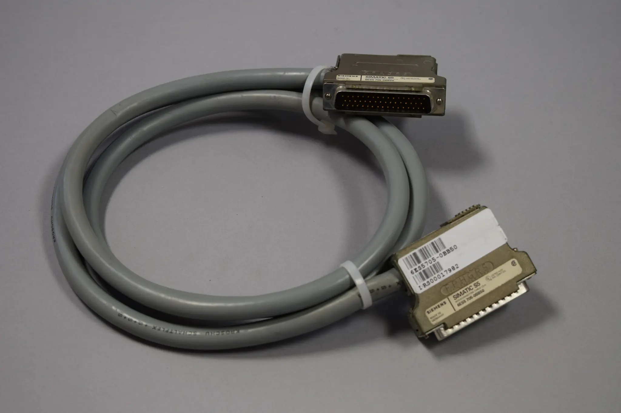 Produktfoto 1 von 6ES5705-0BB50
