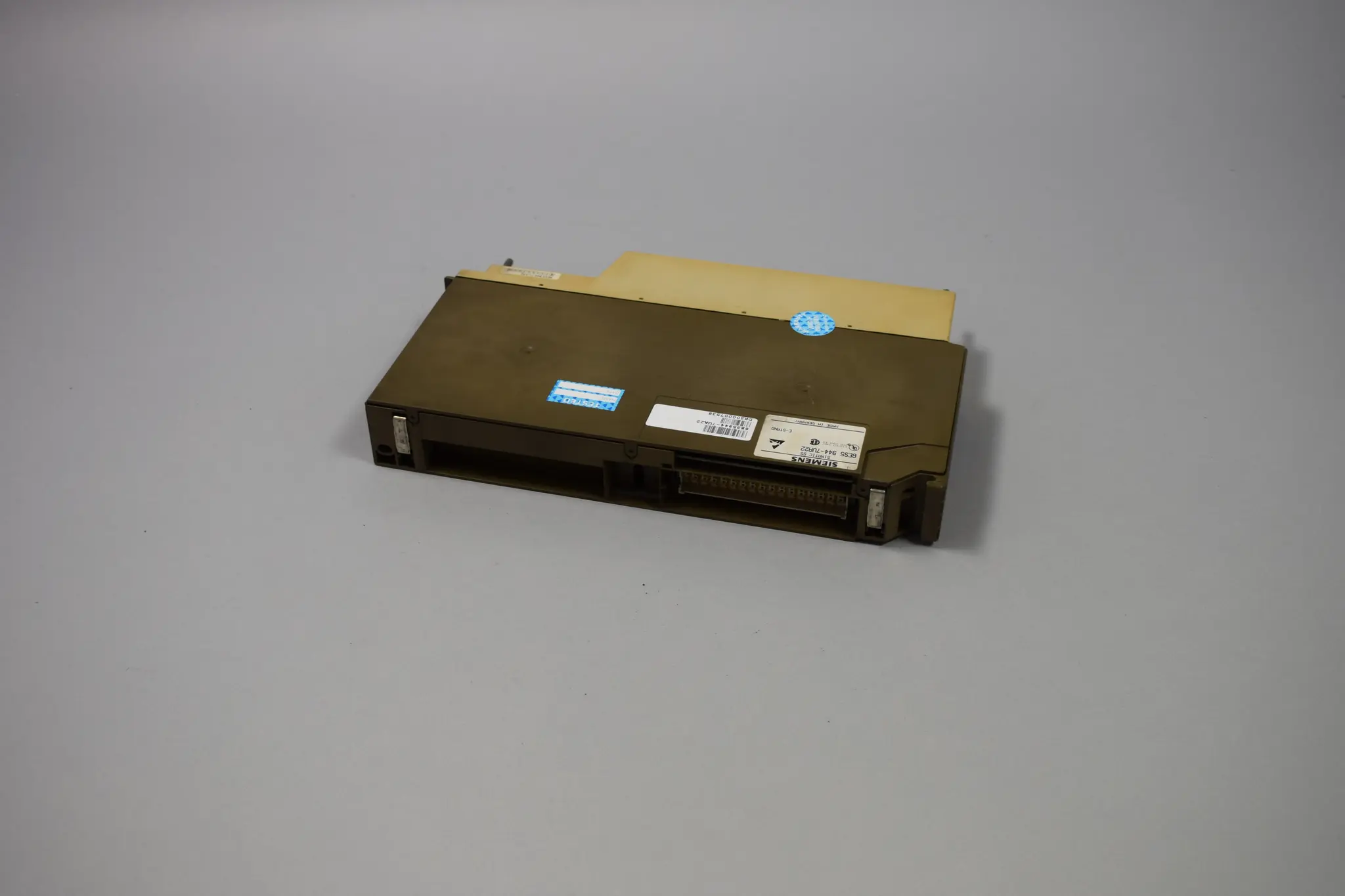 Produktfoto 1 von 6ES5944-7UA22