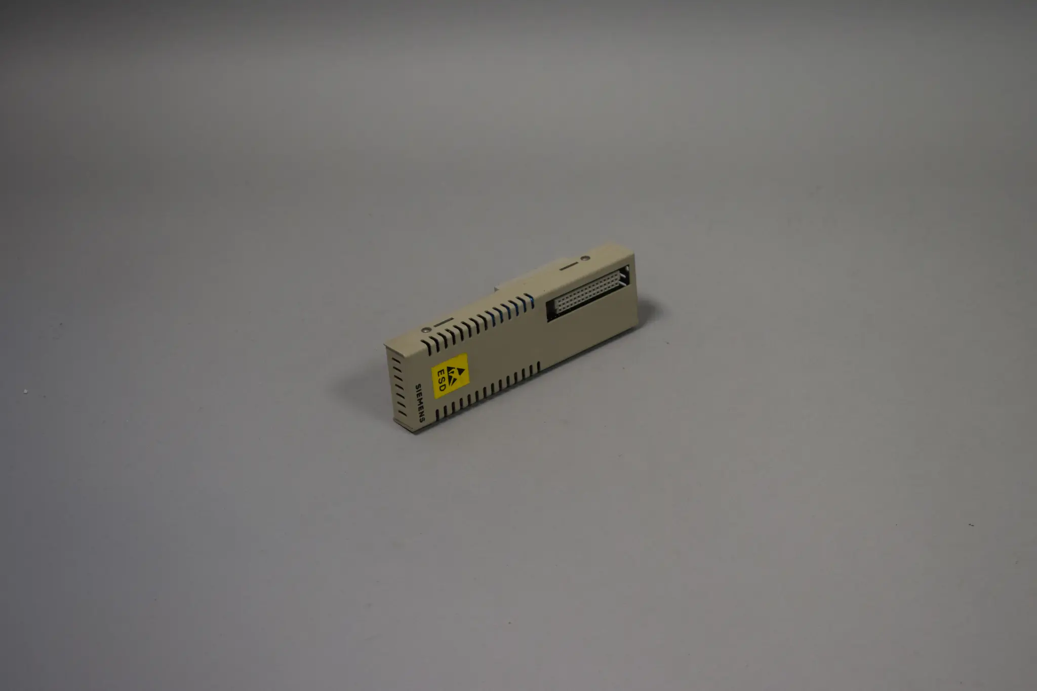 Produktfoto 1 von 6ES5985-2AA11
