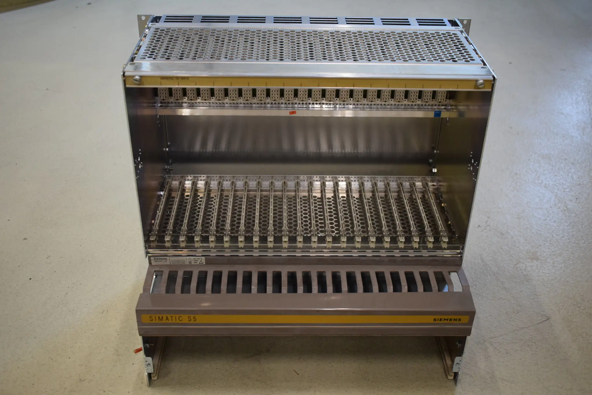 Produktfoto 1 von 6ES5184-3UA11