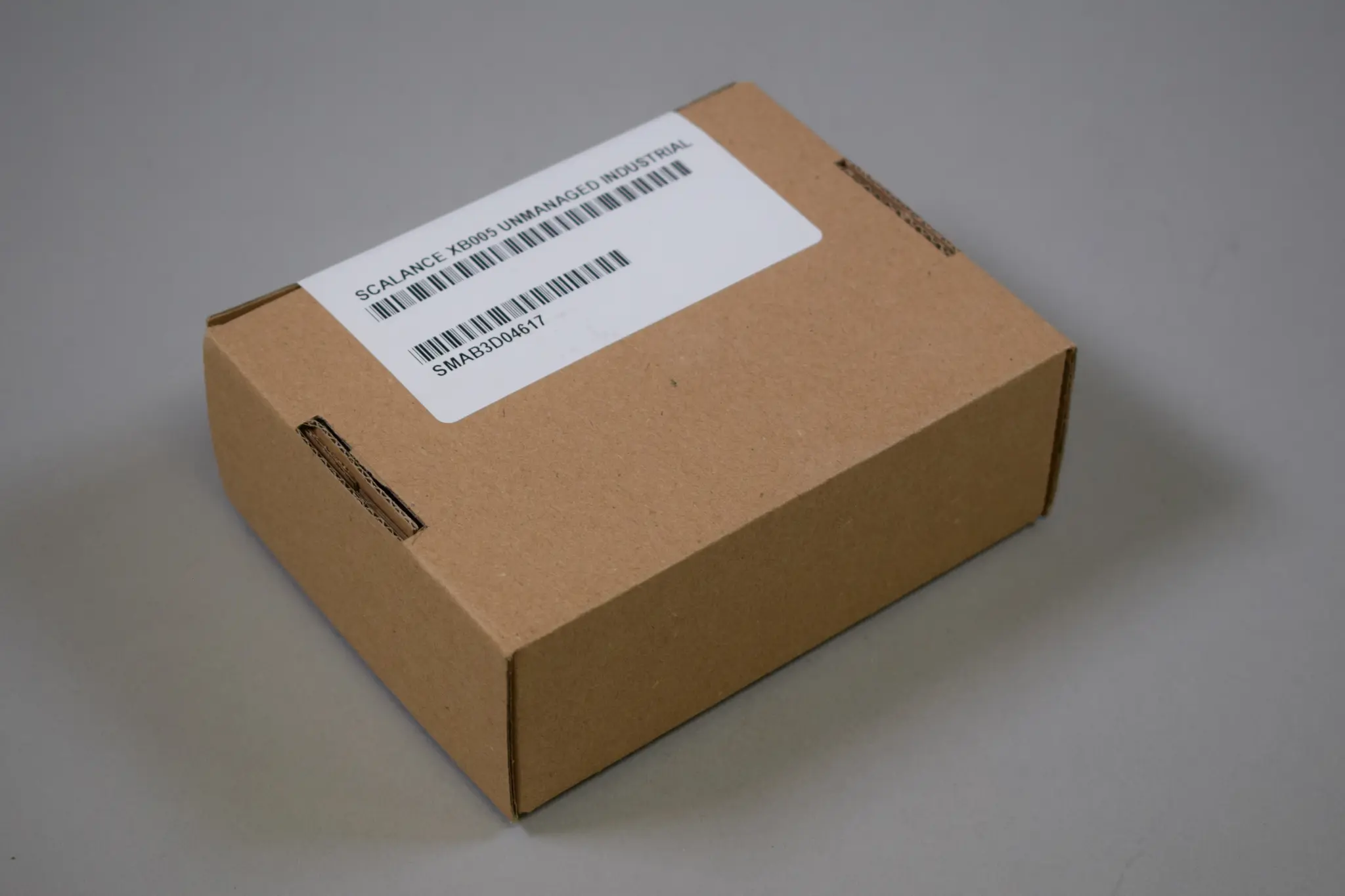 Produktfoto 1 von 6GK5005-0BA00-1AB2