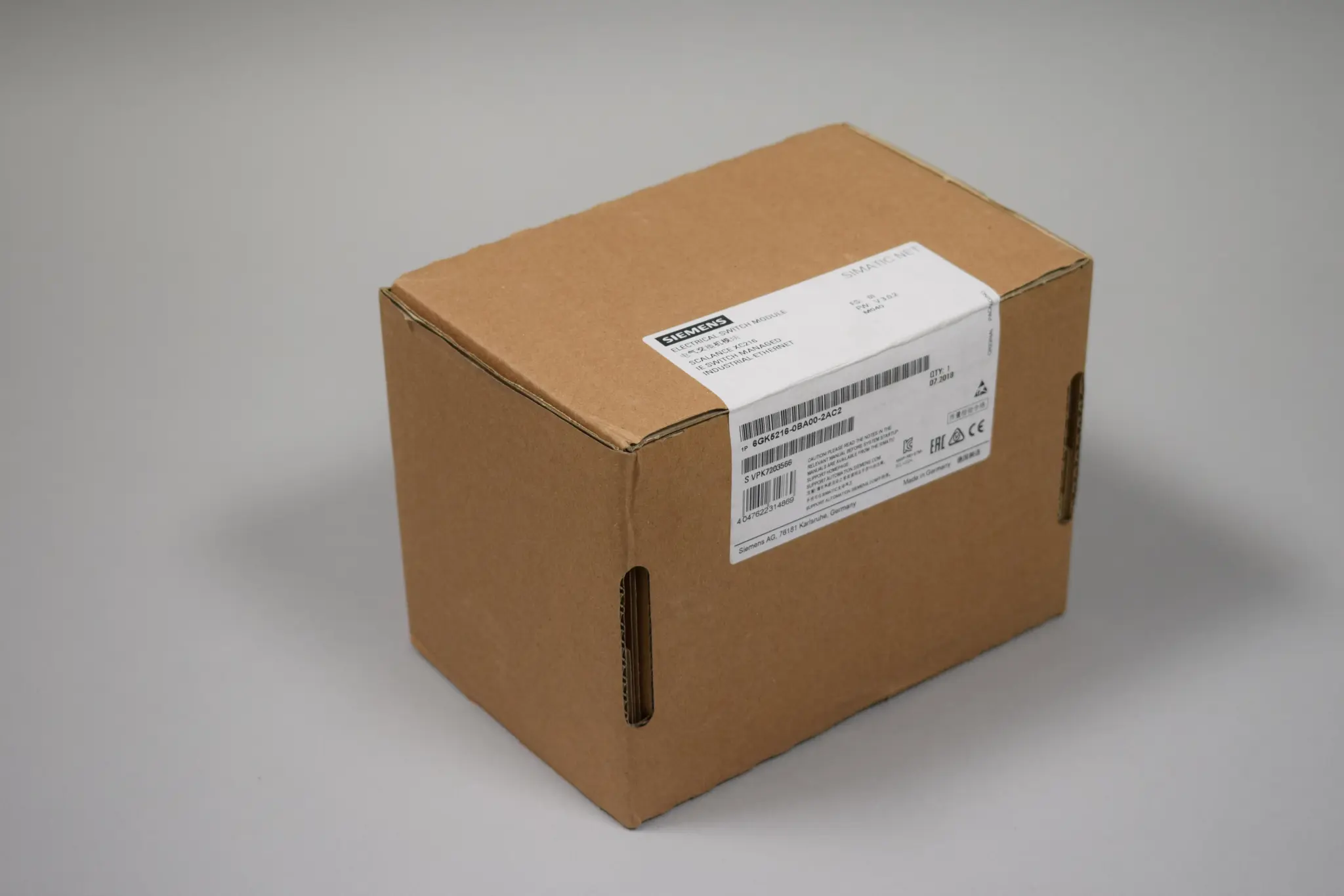 Produktfoto 1 von 6GK5216-0BA00-2AC2