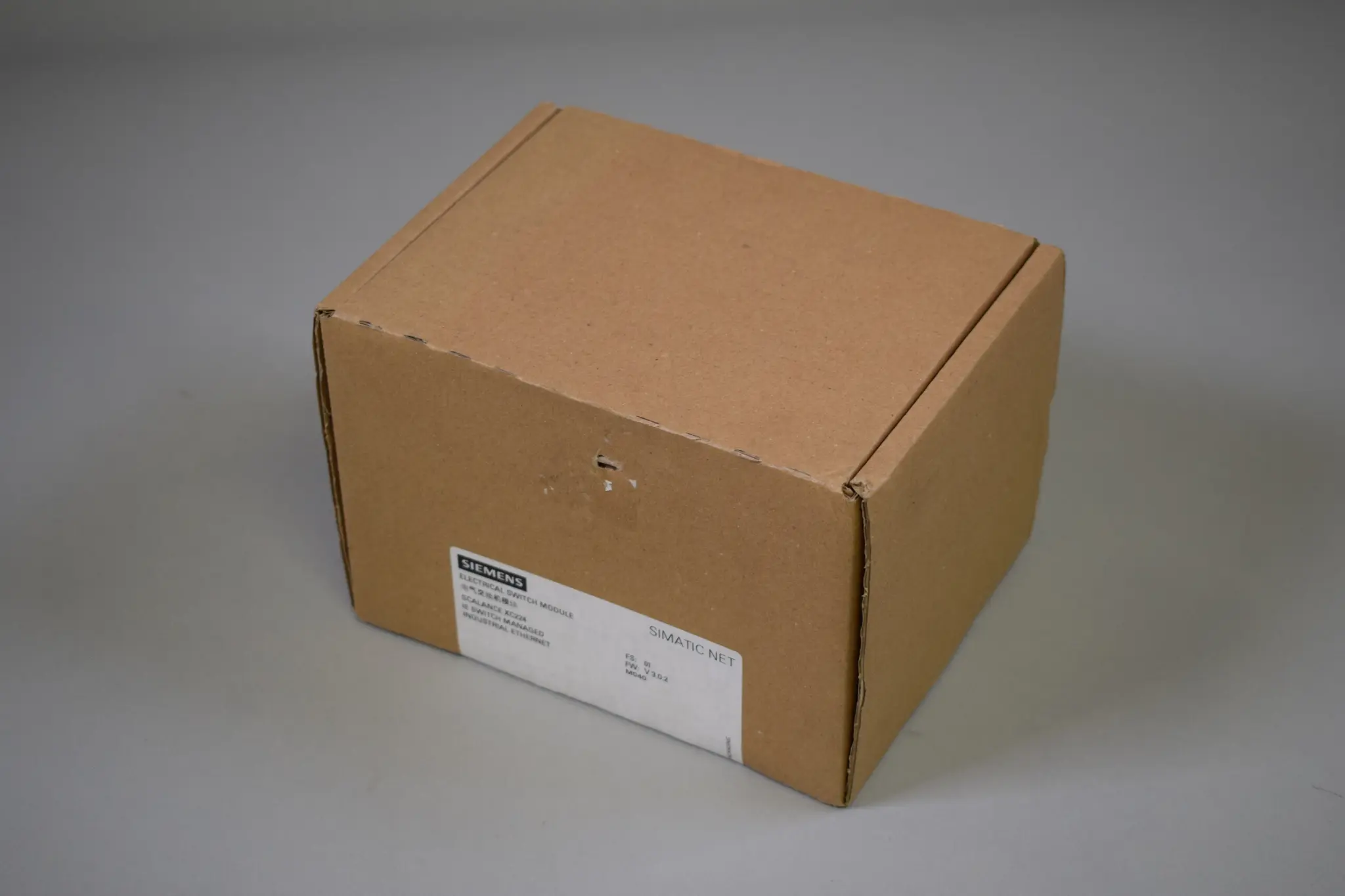 Produktfoto 1 von 6GK5224-0BA00-2AC2