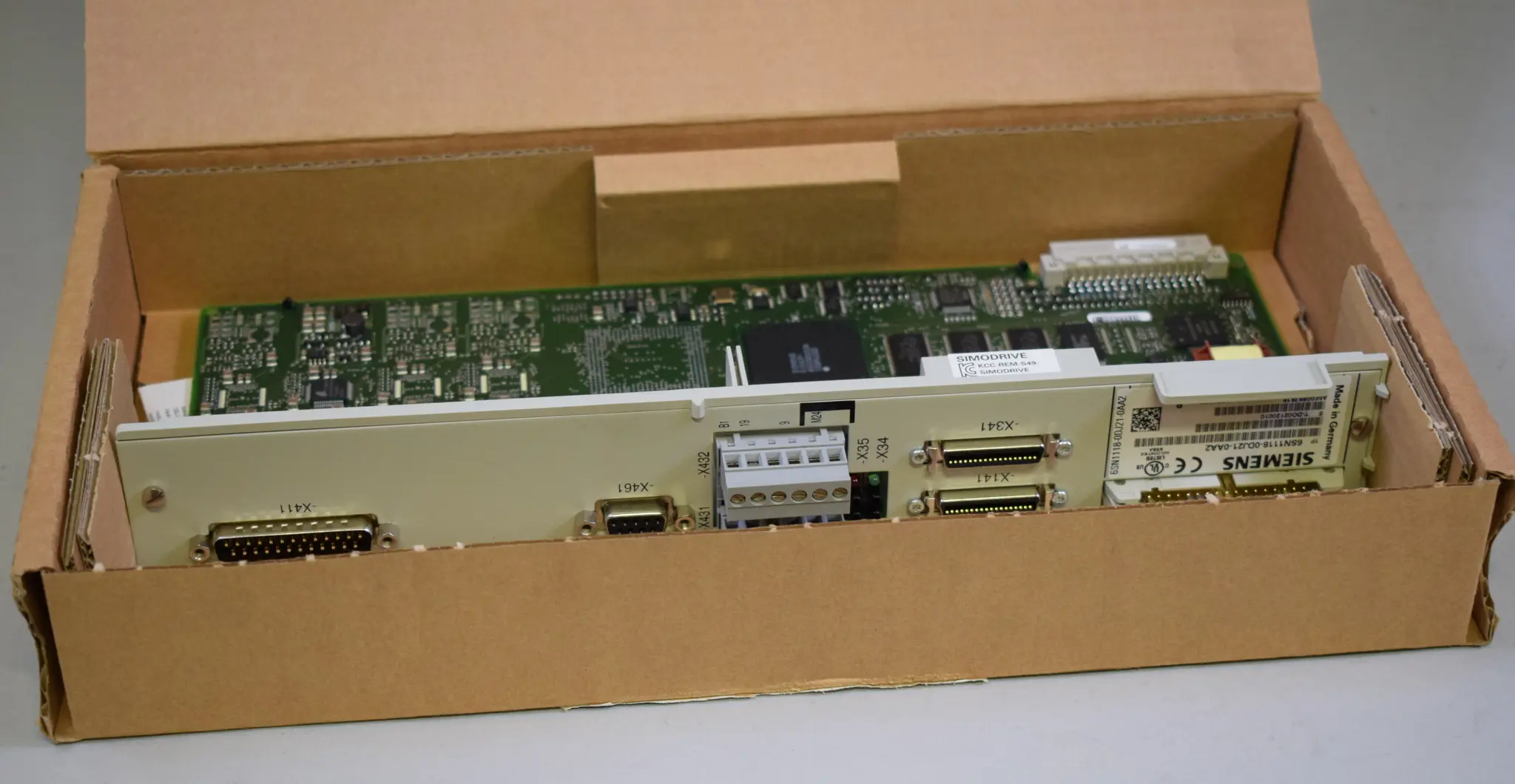 Produktfoto 1 von 6SN1118-0DJ21-0AA2