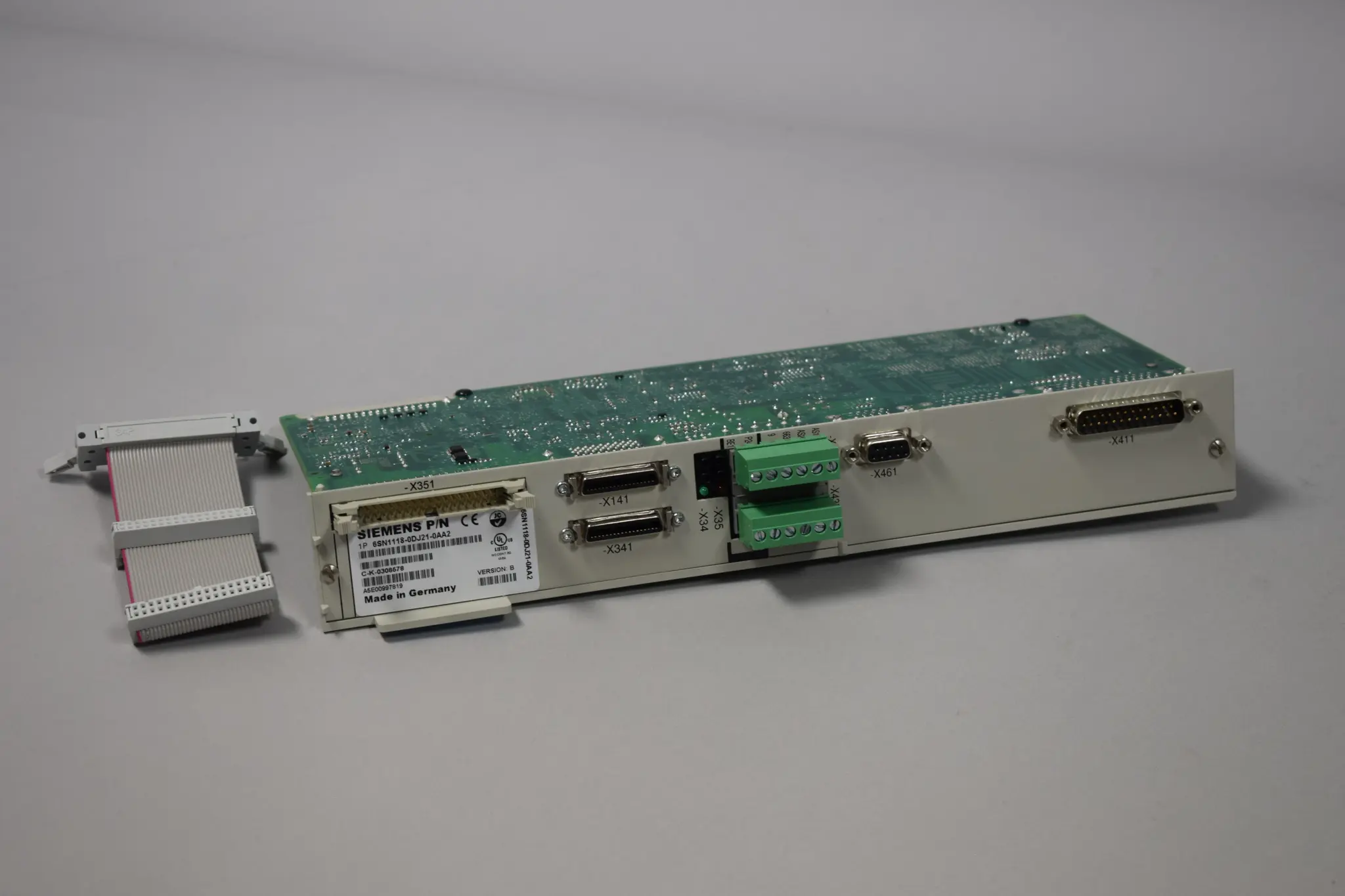 Produktfoto 1 von 6SN1118-0DJ21-0AA2