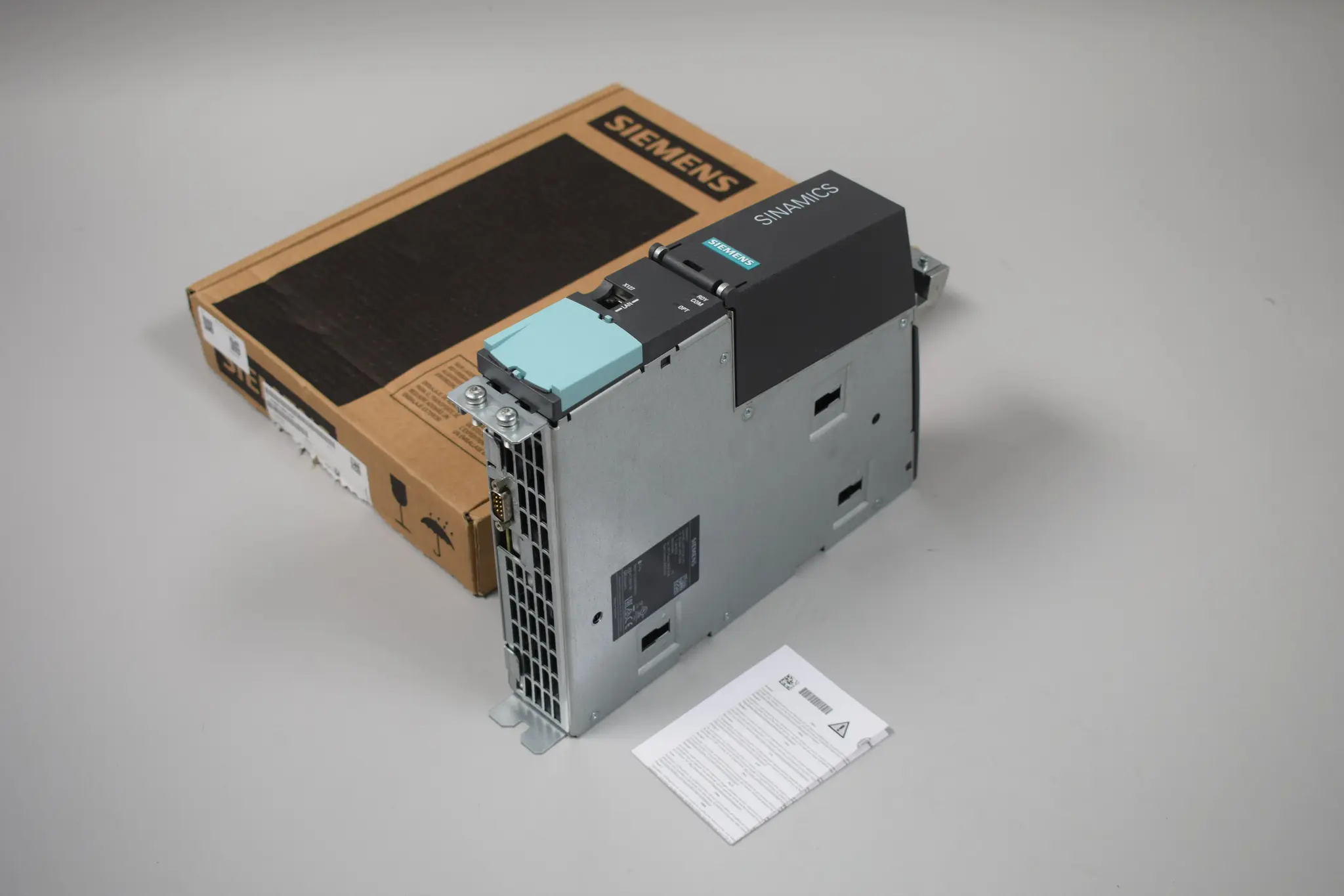 Produktfoto 1 von 6SL3040-1MA01-0AA0