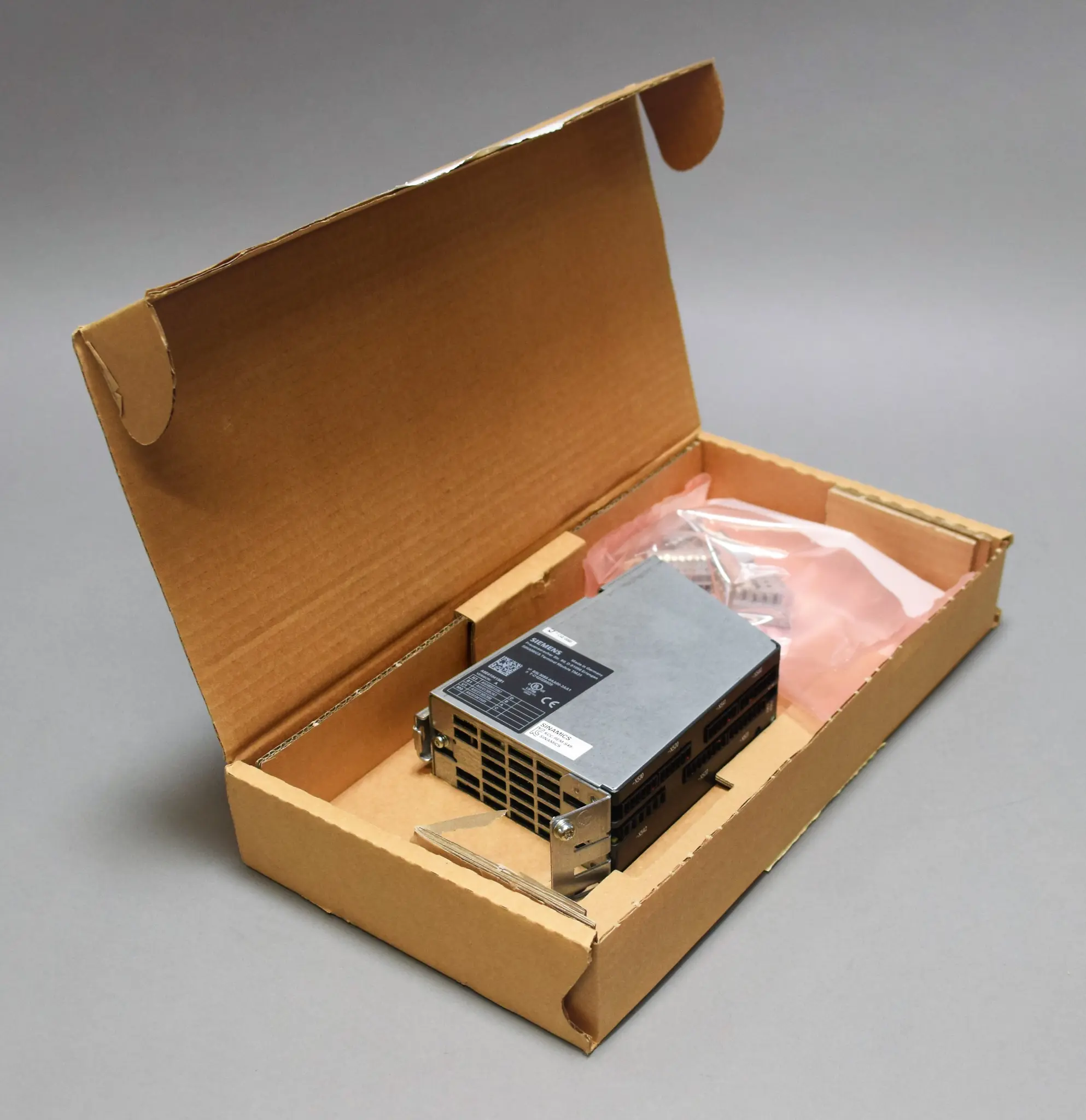 Produktfoto 1 von 6SL3055-0AA00-3AA1
