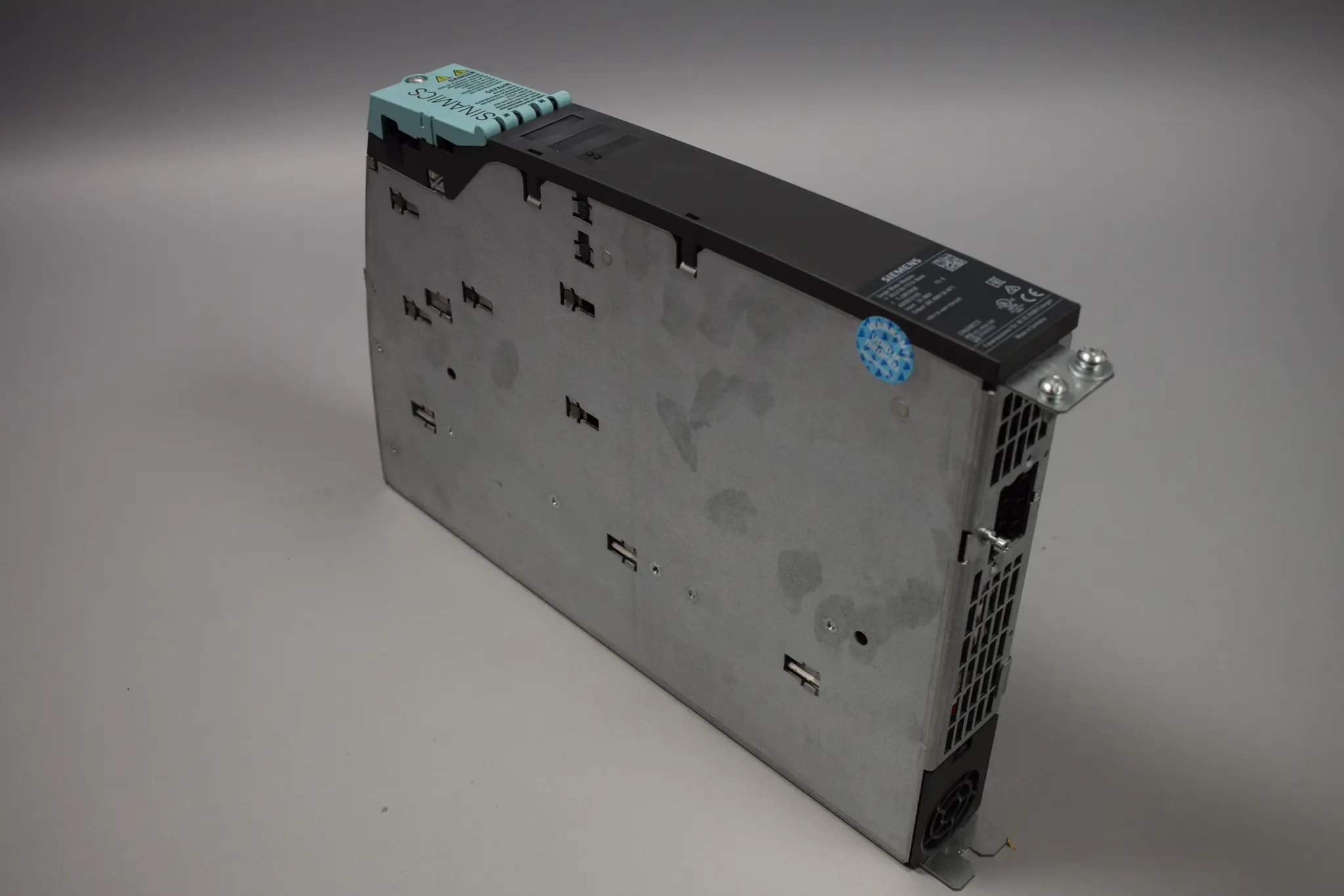 Produktfoto 1 von 6SL3120-1TE15-0AA4