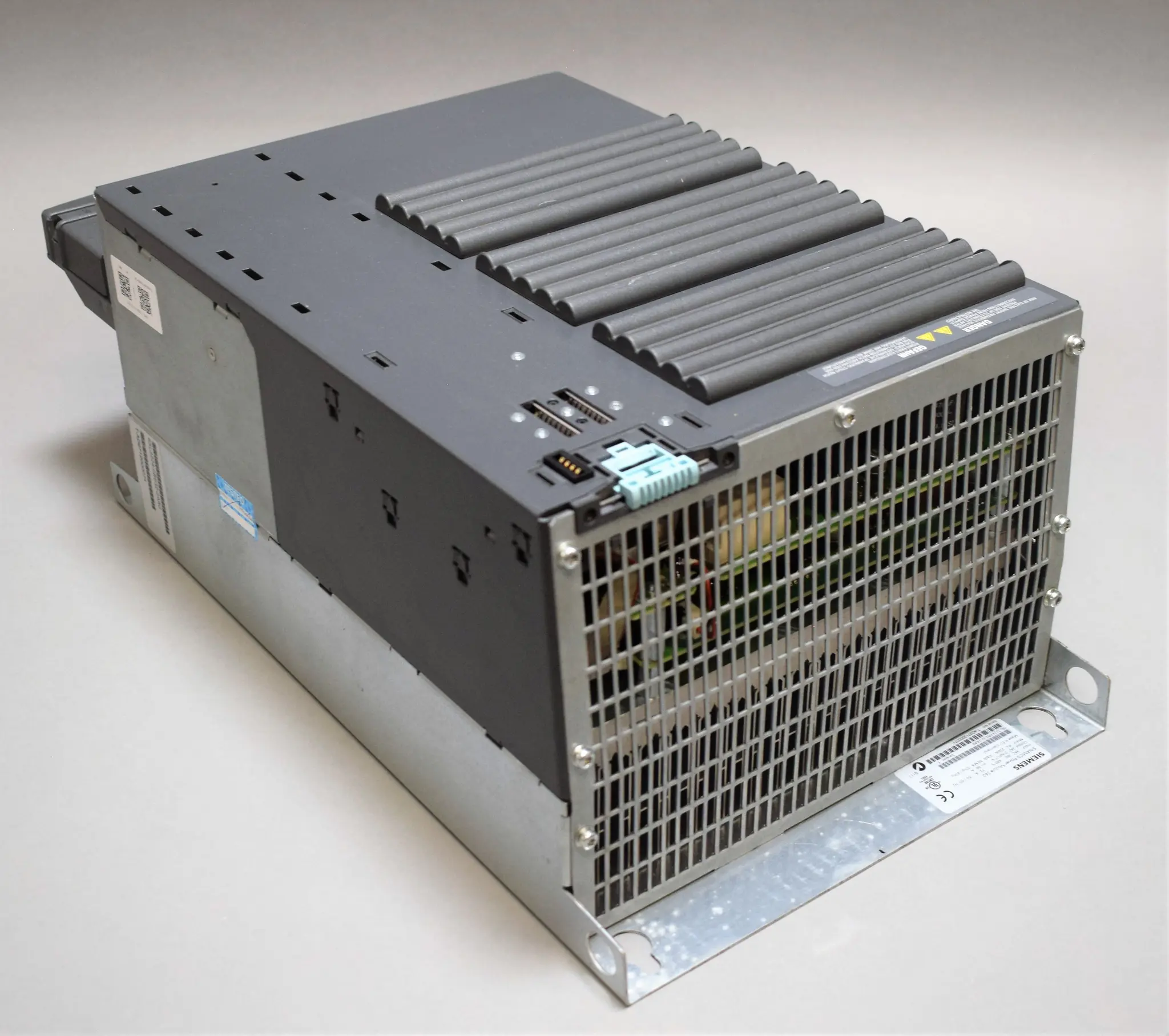 Produktfoto 1 von 6SL3224-0BE32-2AA0