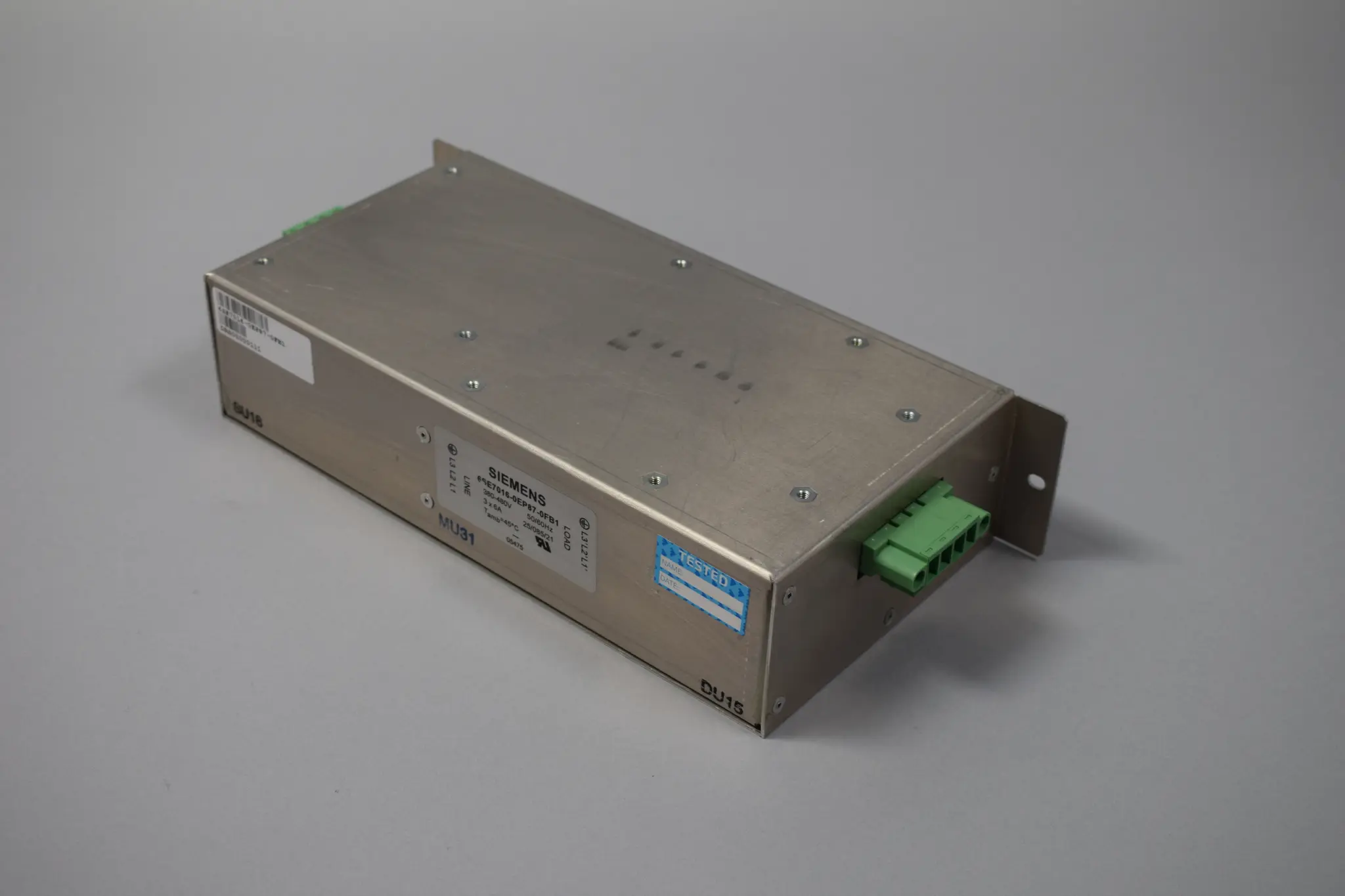 Produktfoto 1 von 6SE7016-0EP87-0FB1