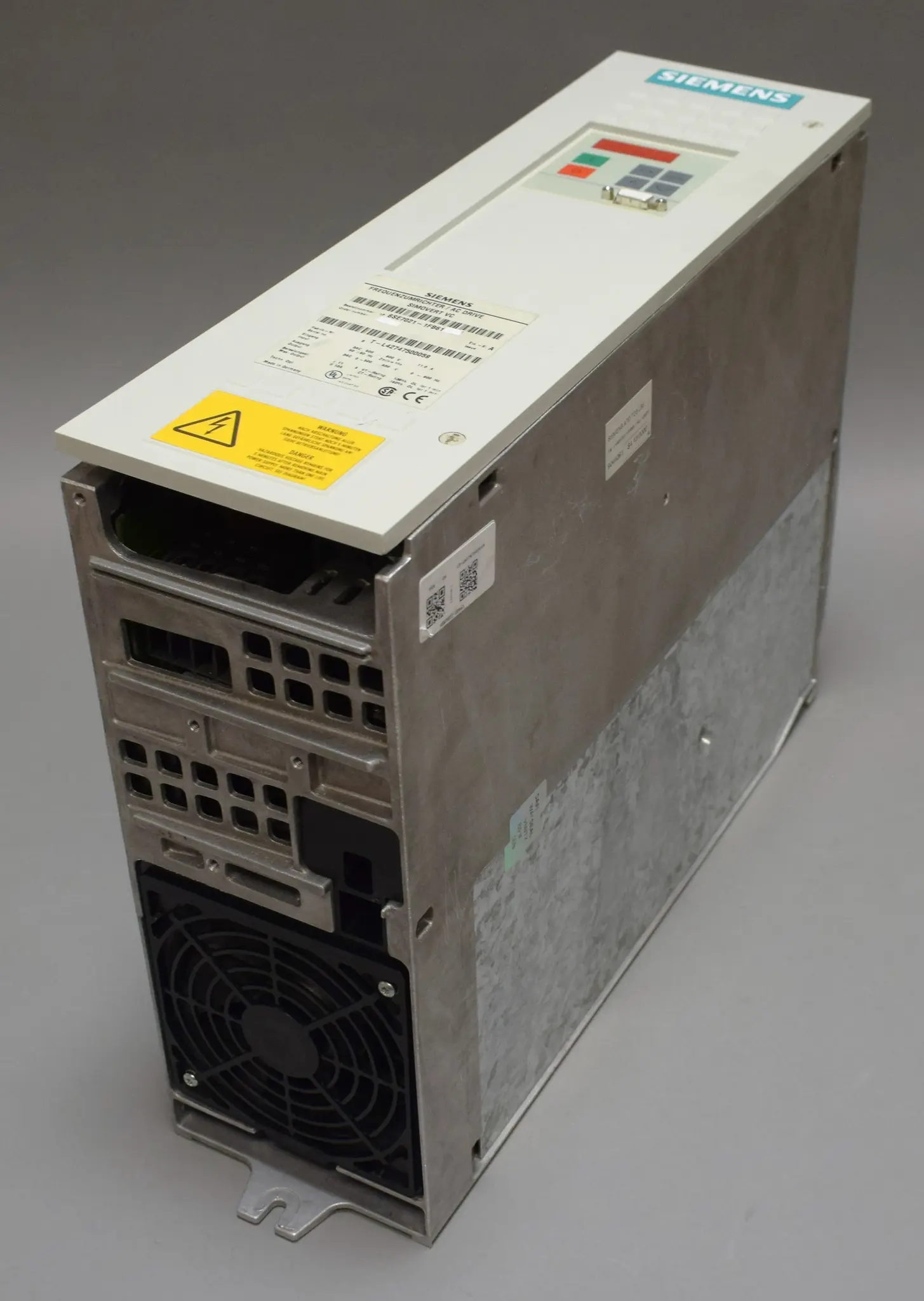 Produktfoto 1 von 6SE7021-1FB61