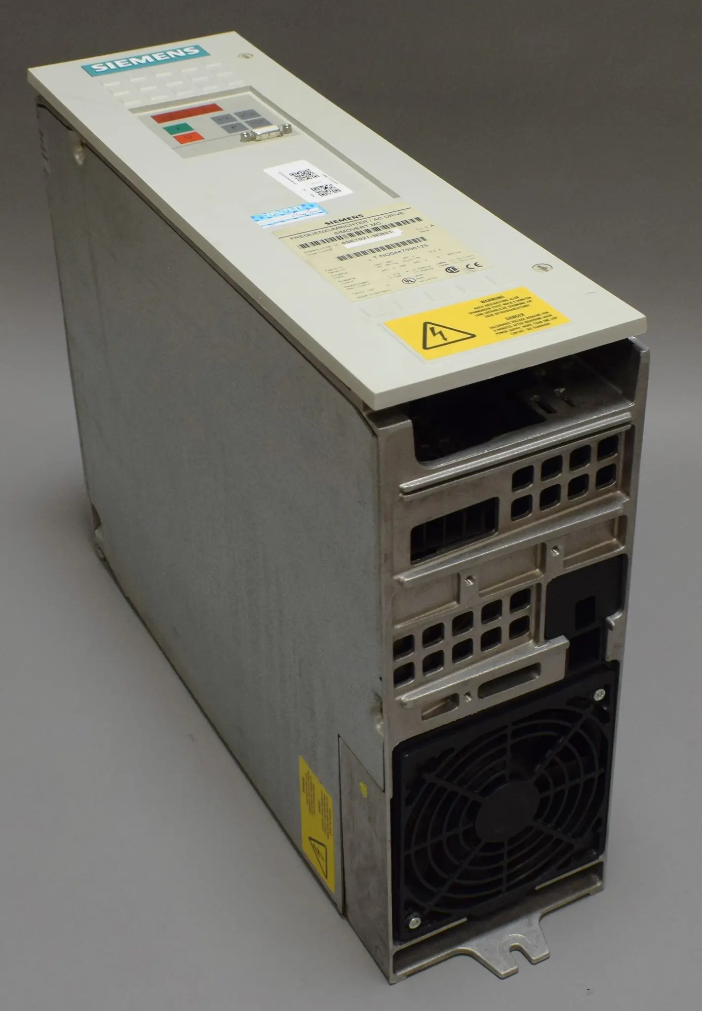 Produktfoto 1 von 6SE7021-3EB51