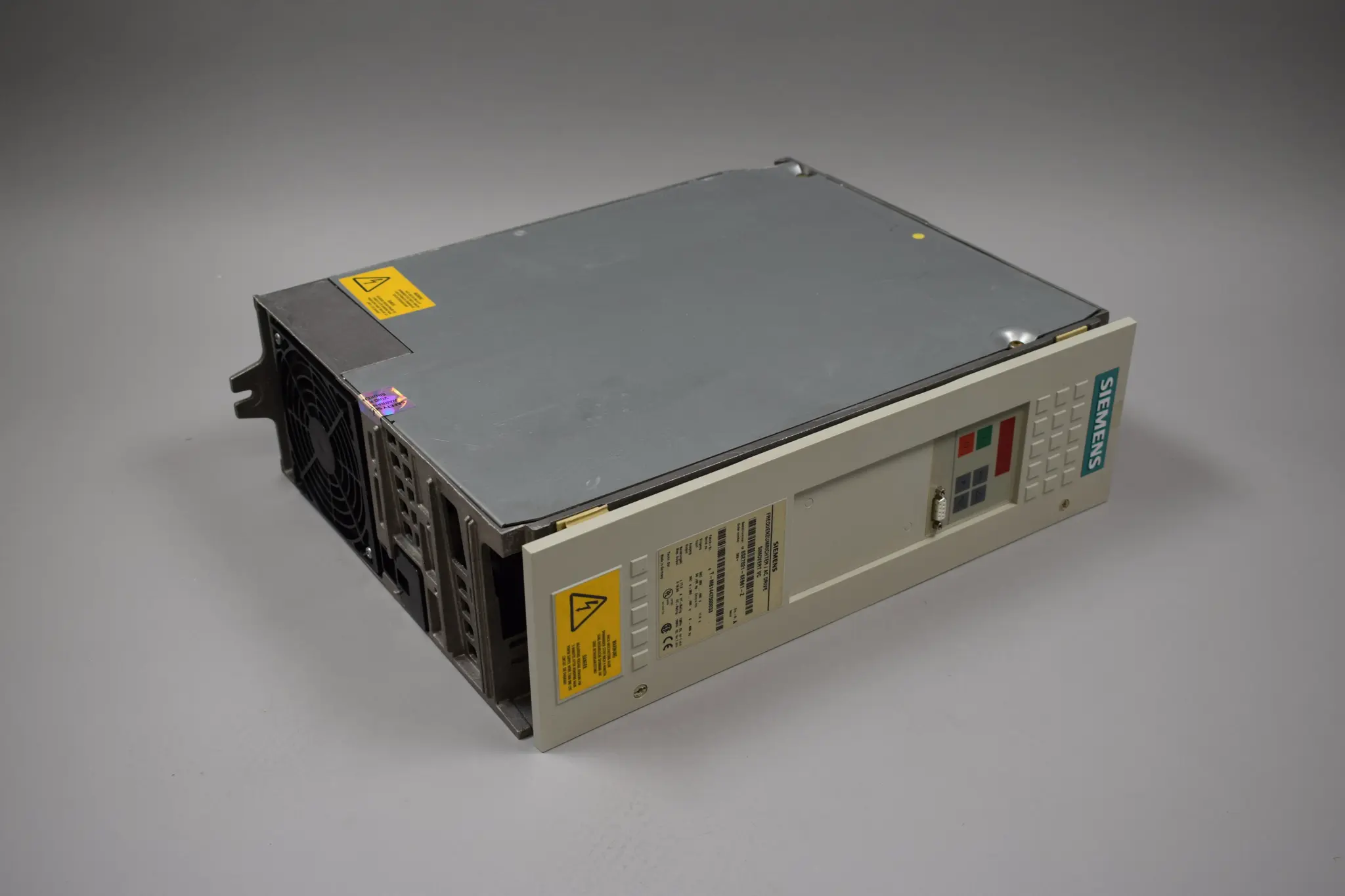 Produktfoto 1 von 6SE7021-8EB61