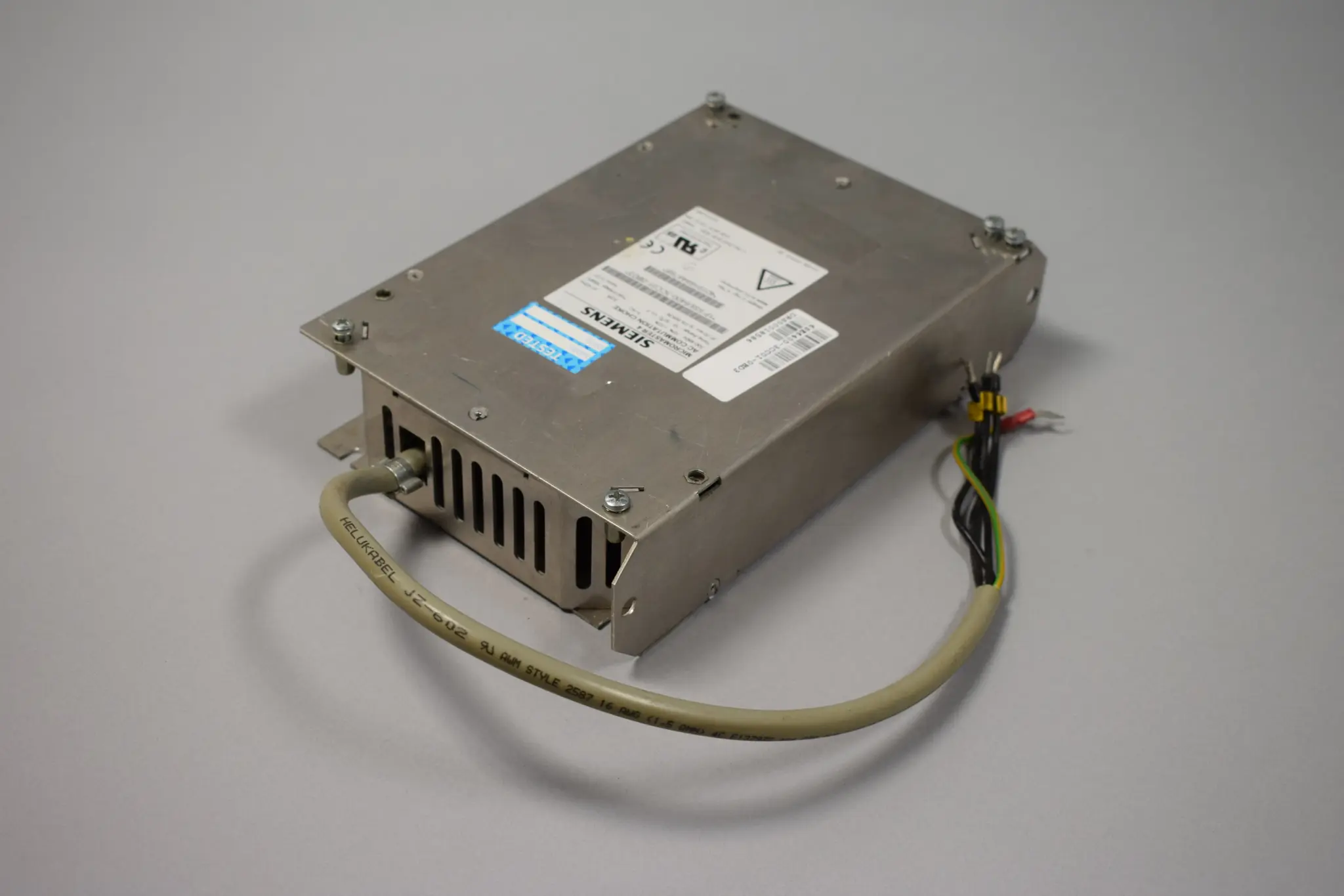 Produktfoto 1 von 6SE6400-3CC01-0BD3