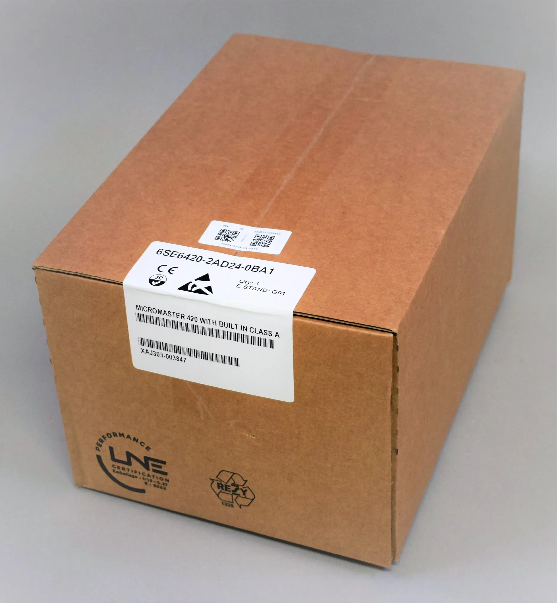 Produktfoto 1 von 6SE6420-2AD24-0BA1