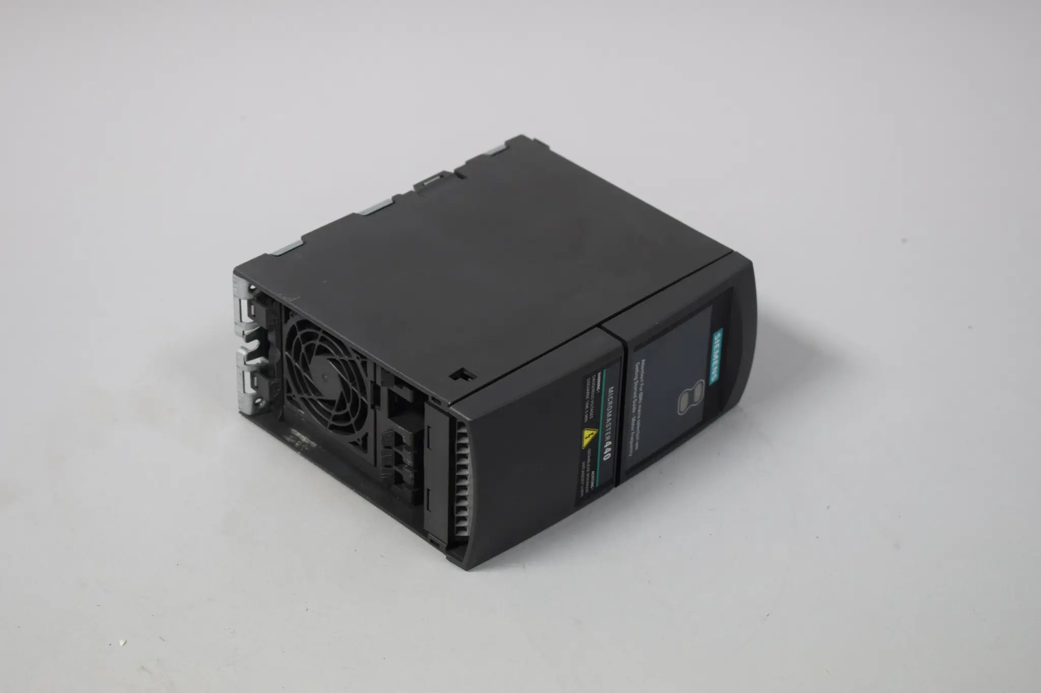 Produktfoto 1 von 6SE6440-2AB13-7AA1