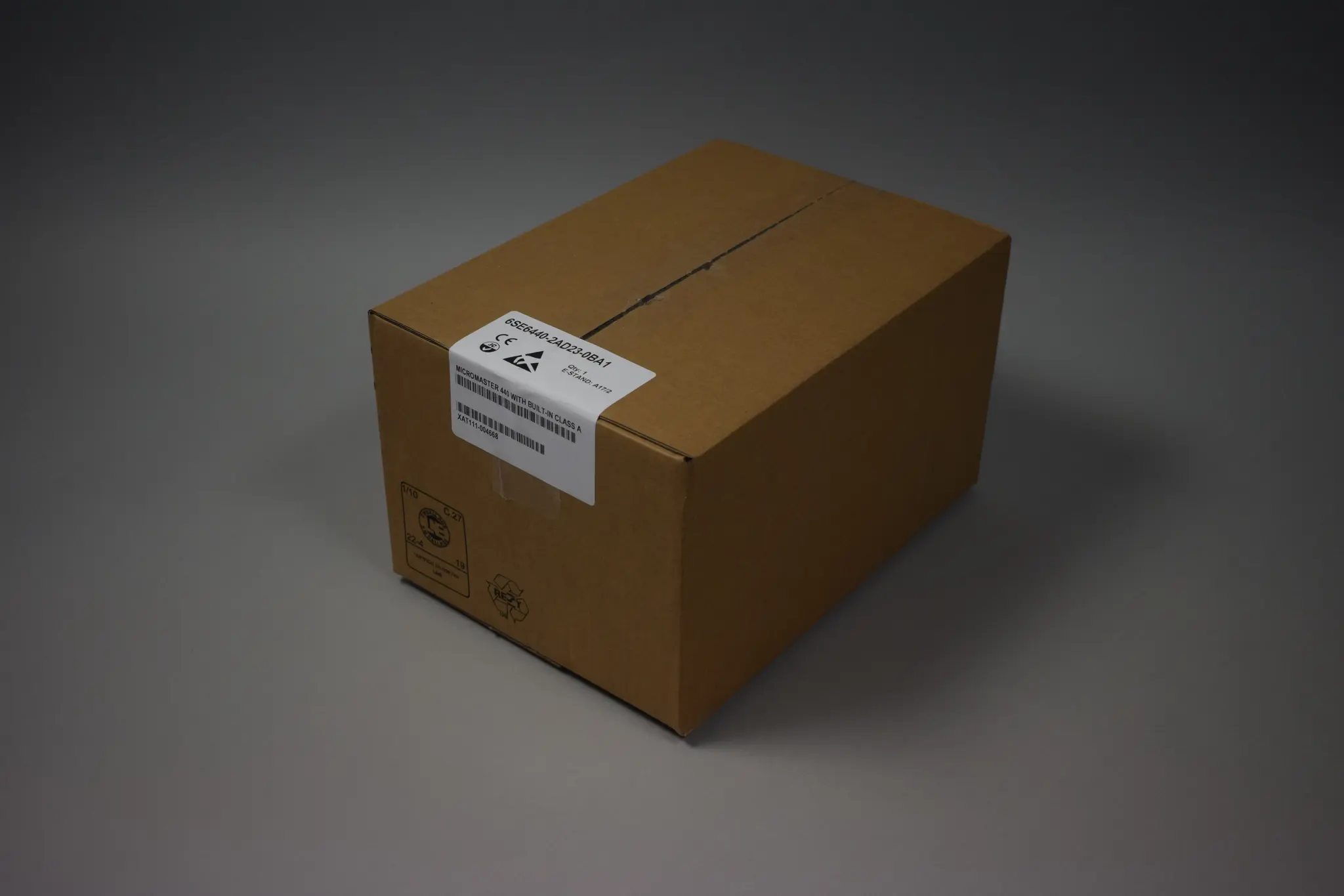Produktfoto 1 von 6SE6440-2AD23-0BA1