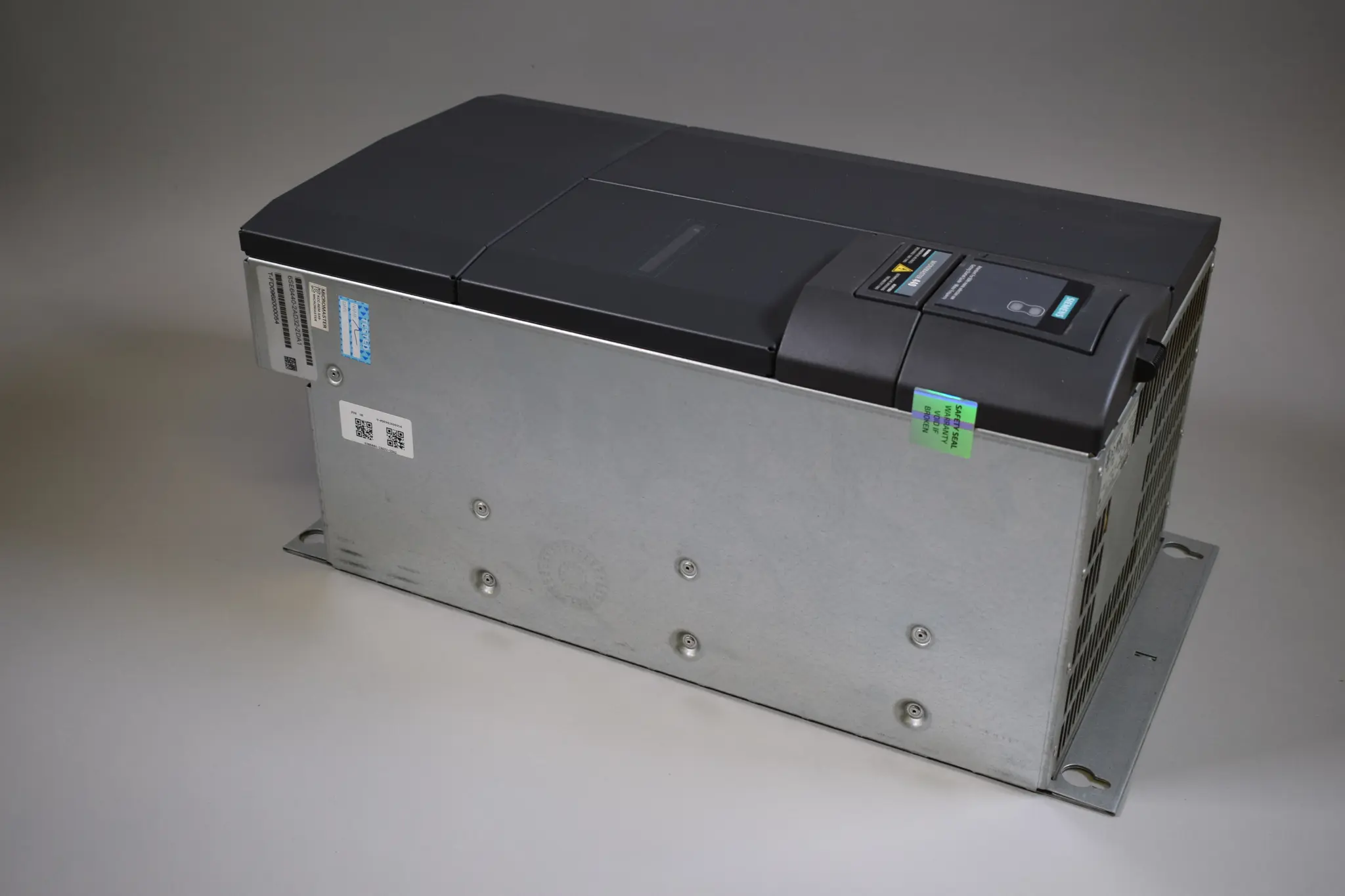 Produktfoto 1 von 6SE6440-2AD32-2DA1