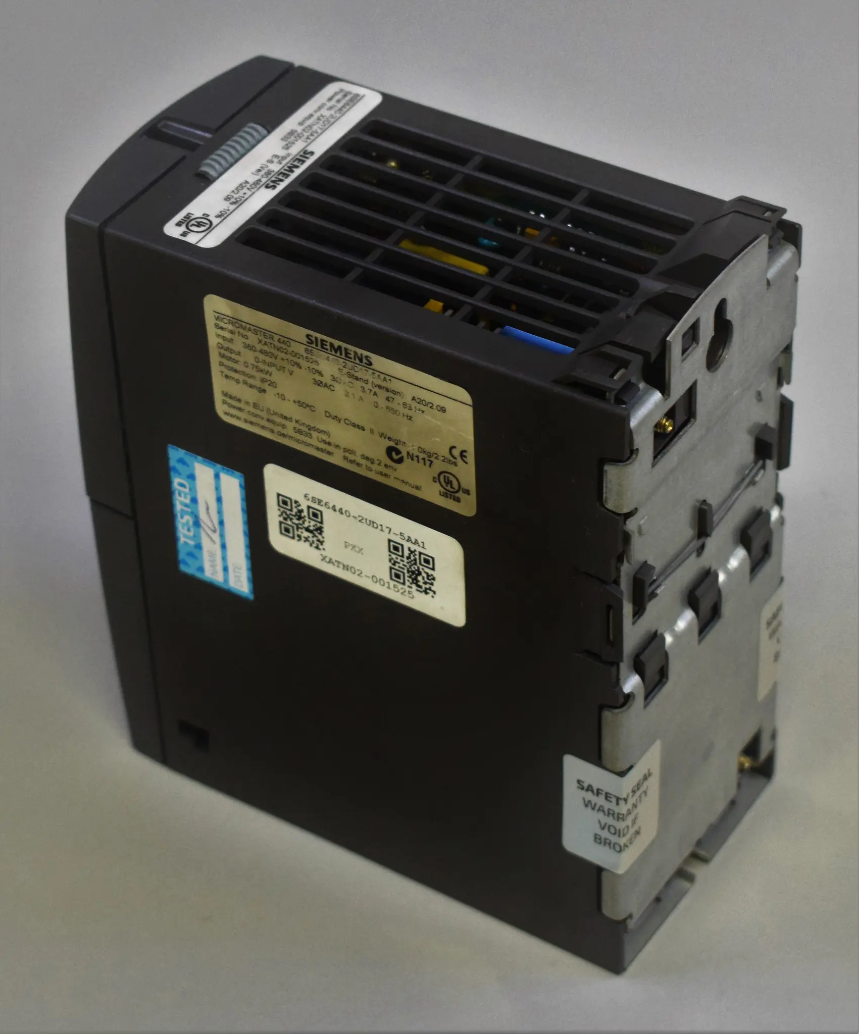 Produktfoto 1 von 6SE6440-2UD17-5AA1