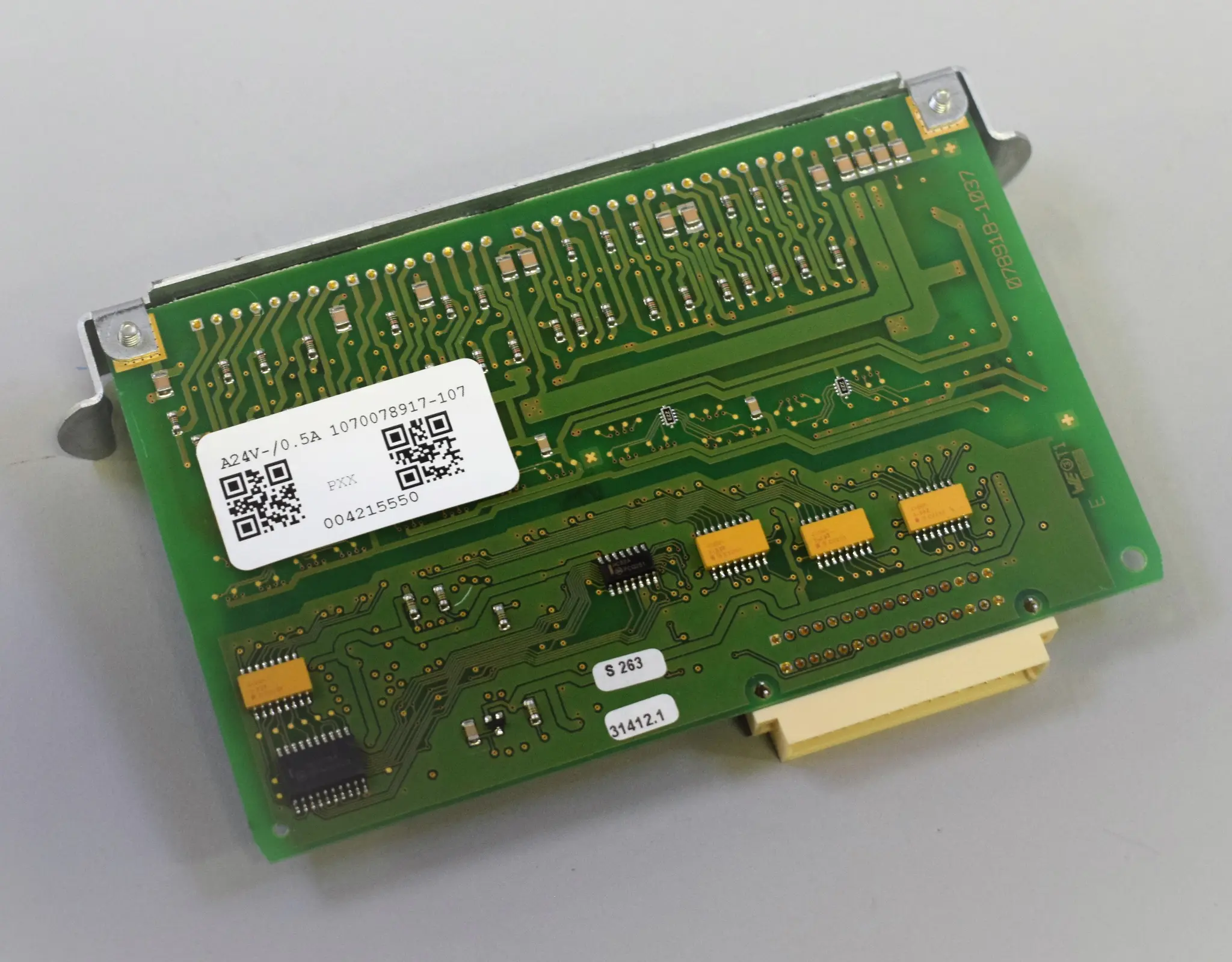Produktfoto 1 von A24V-05A 1070078917-107