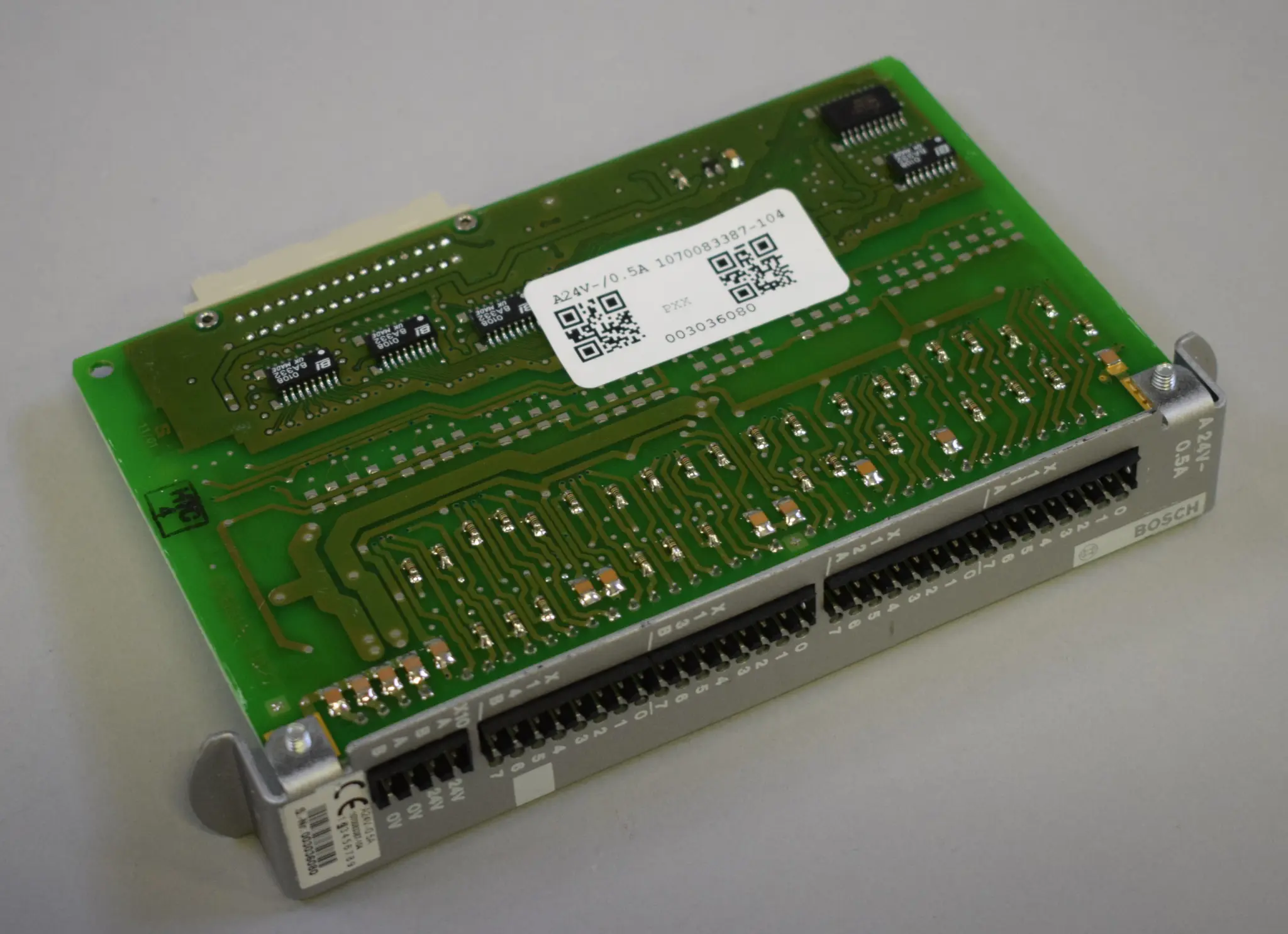 Produktfoto 1 von A24V-05A 1070083387-104