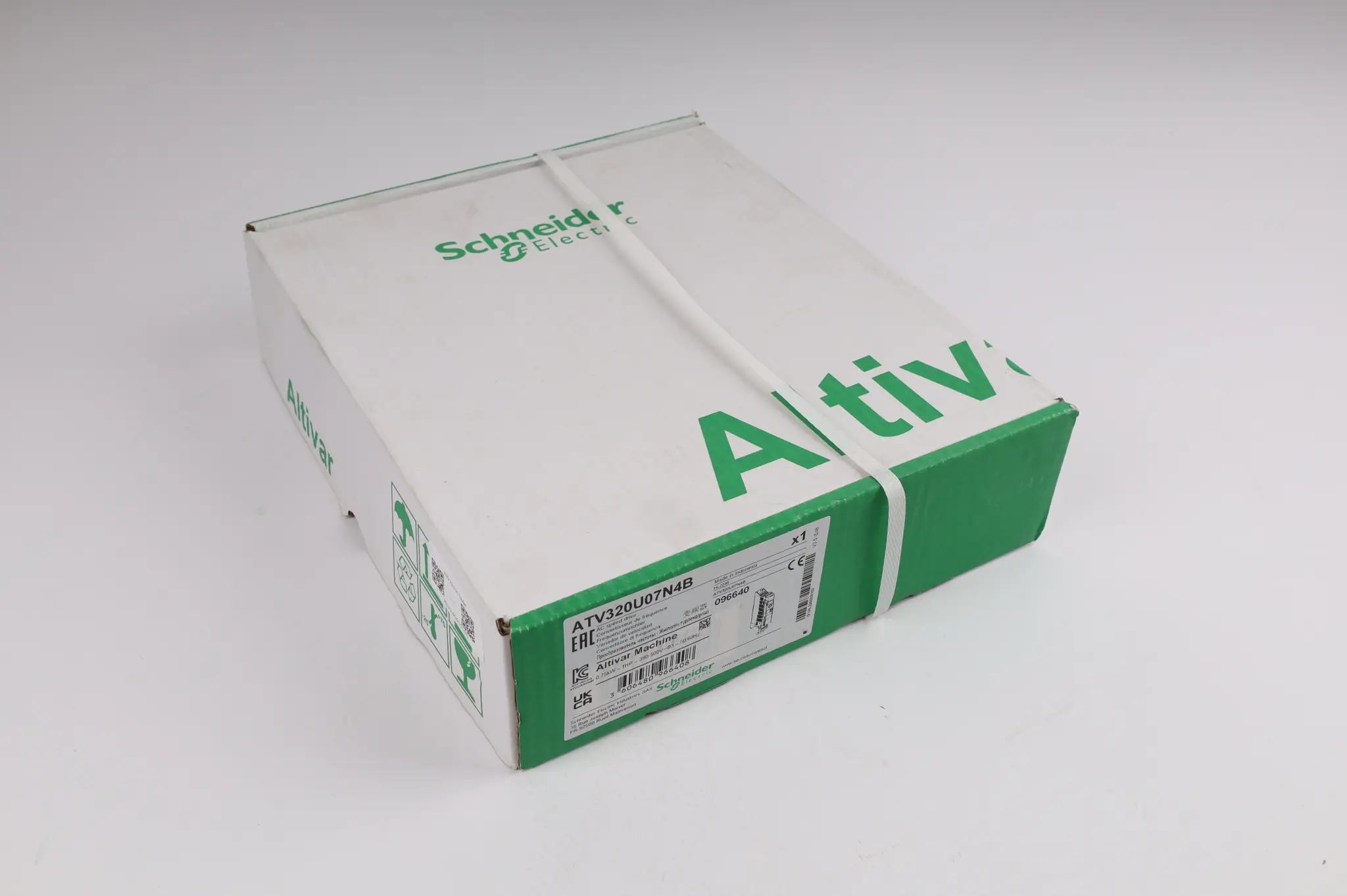 Produktfoto 1 von ATV320U07N4B