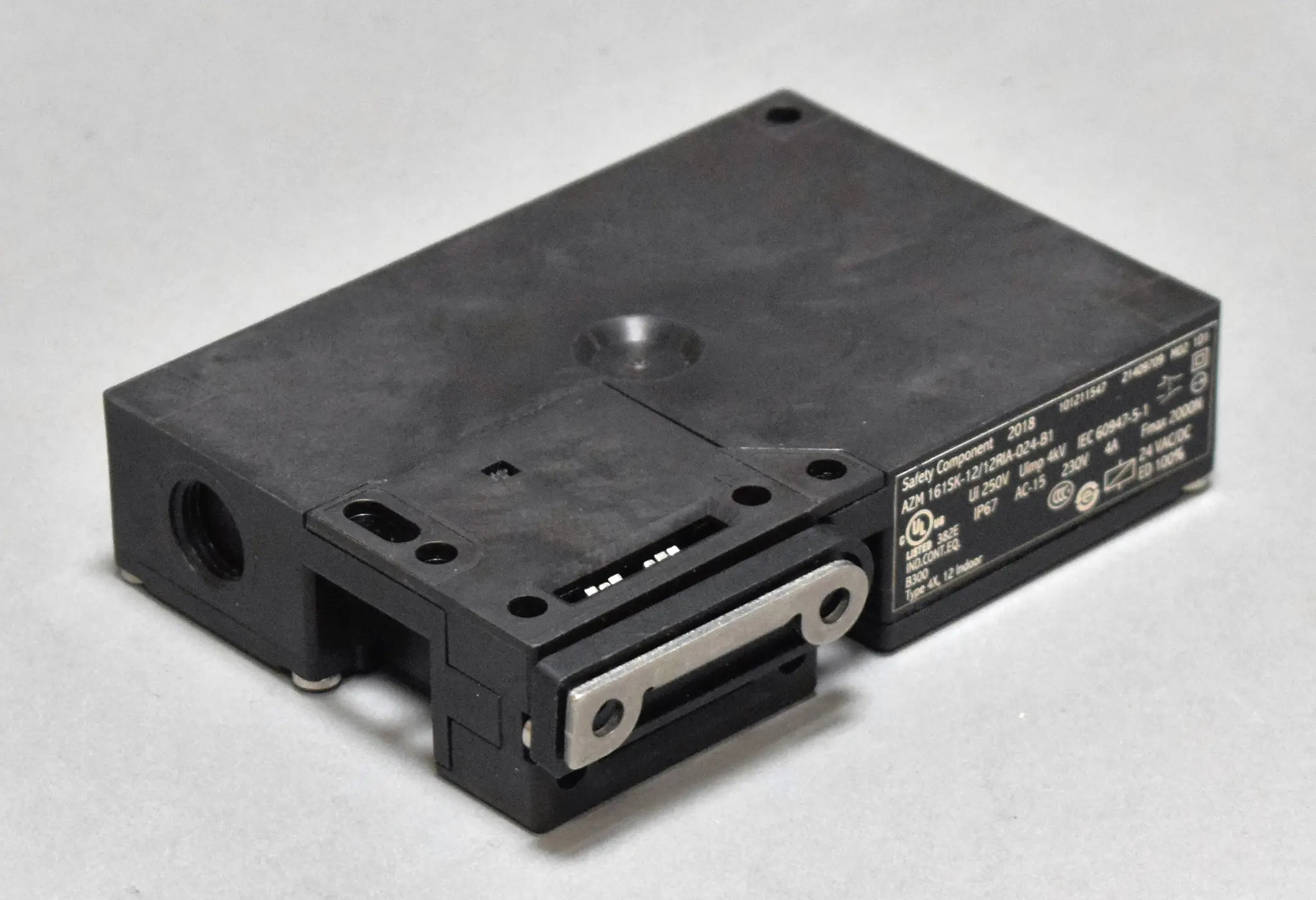 Produktfoto 1 von AZM 161SK-1212RIA-024-B1