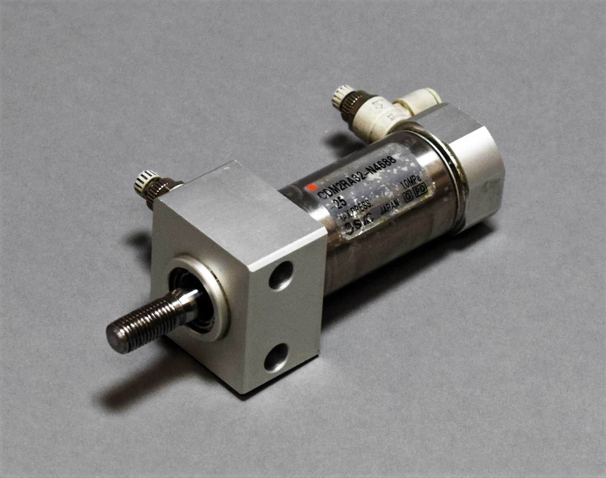 Produktfoto 1 von CDM2RA32-N4688-25