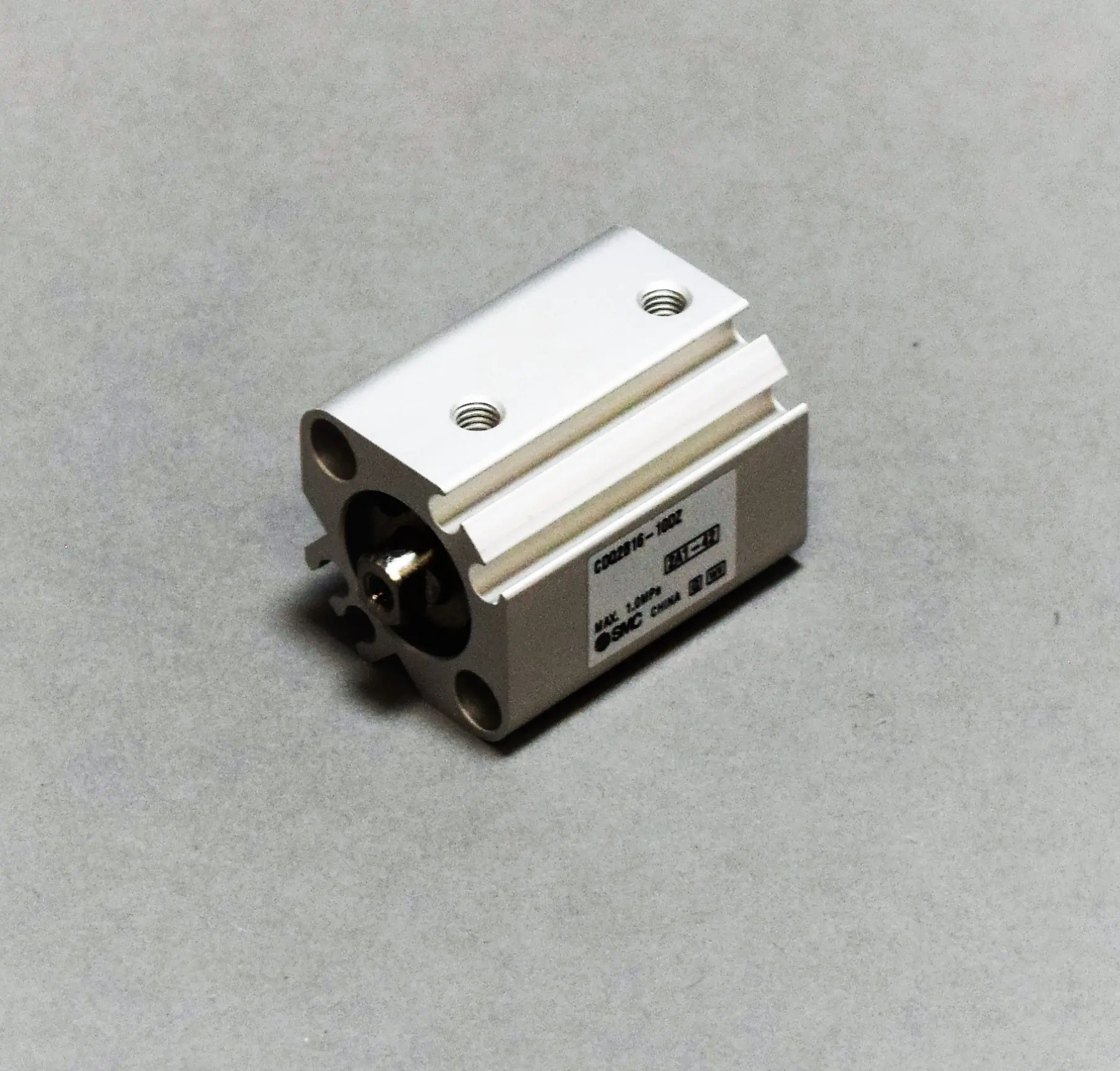 Produktfoto 1 von CDQ2B16-10DZ