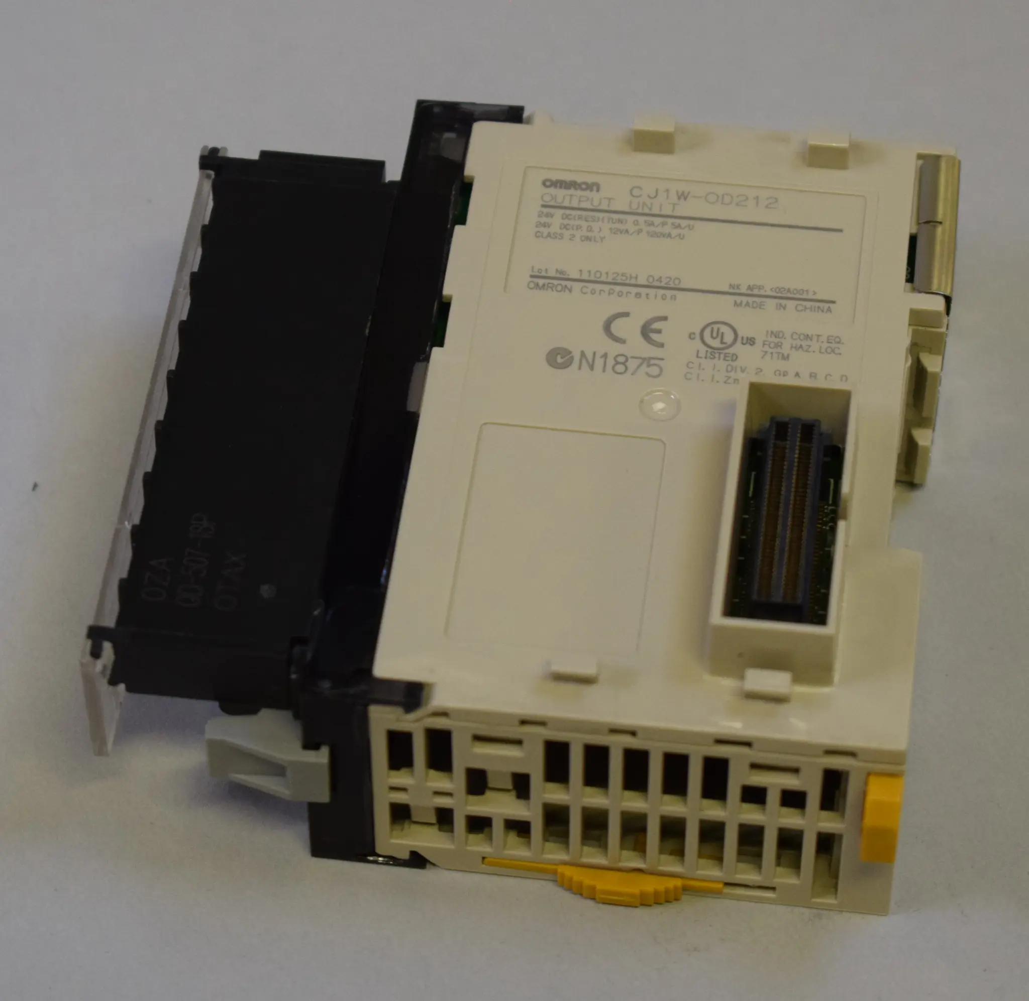 Produktfoto 1 von CJ1W-OD212