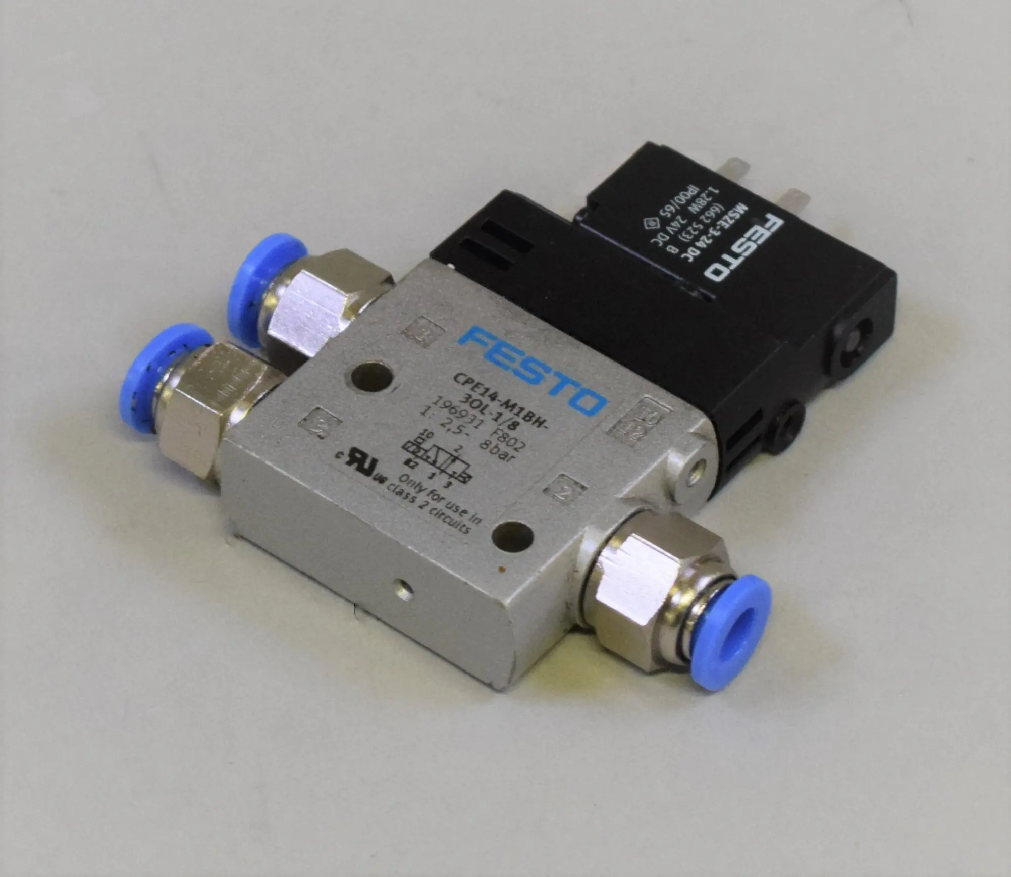 Produktfoto 1 von CPE14-M1BH-3OL-18