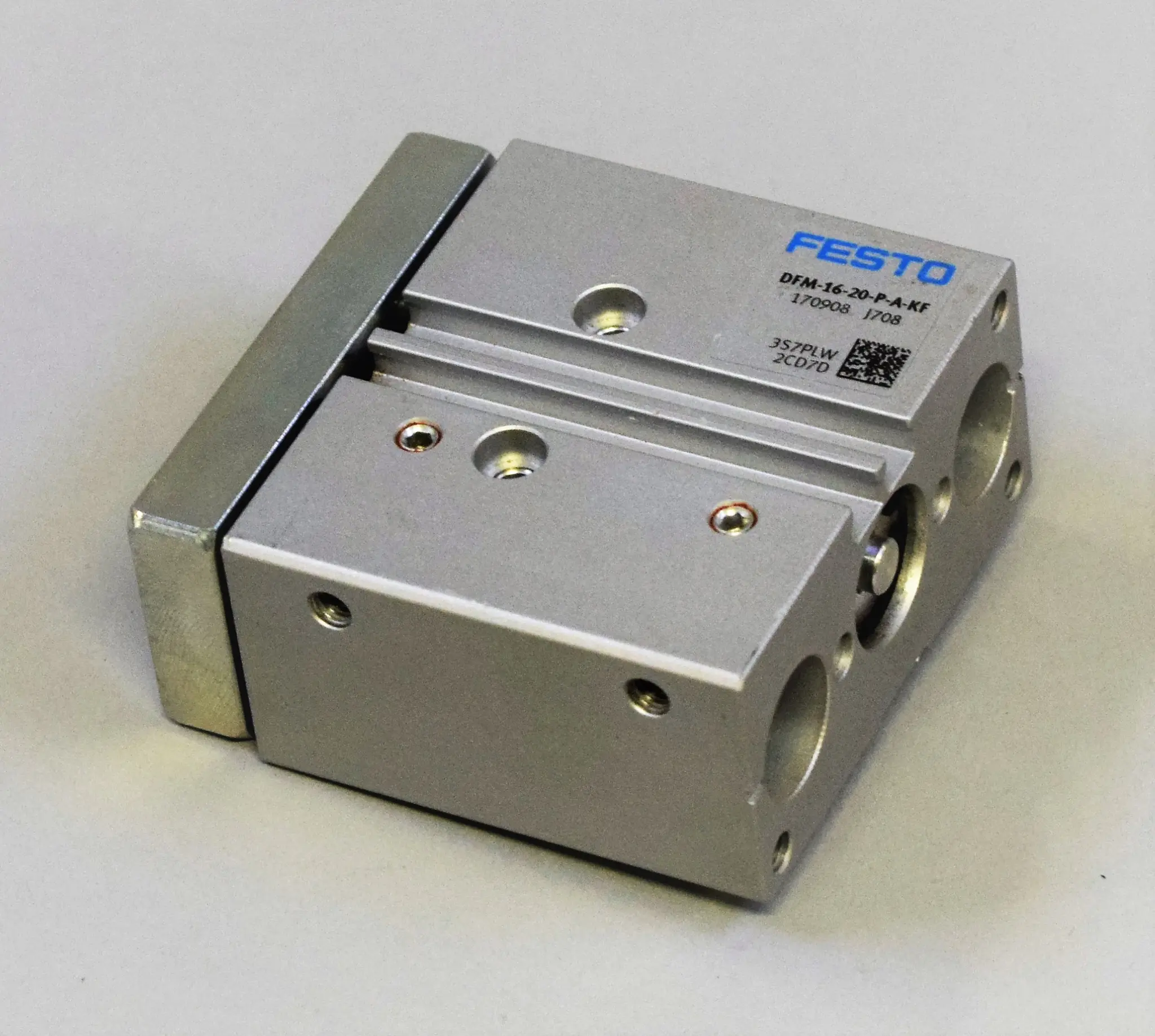 Produktfoto 1 von DFM-16-20-P-A-KF