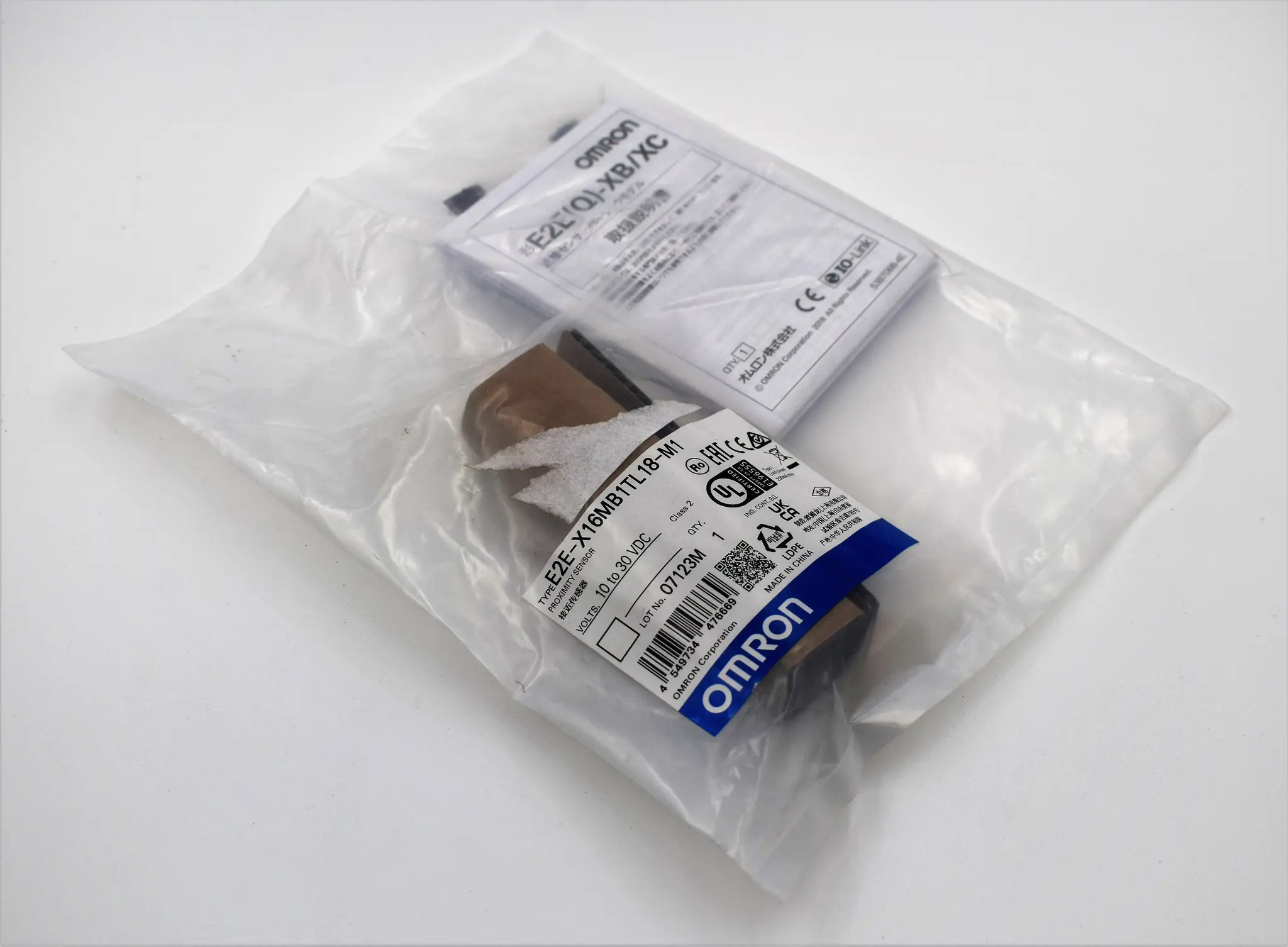 Produktfoto 1 von E2E-X16MB1TL18-M1