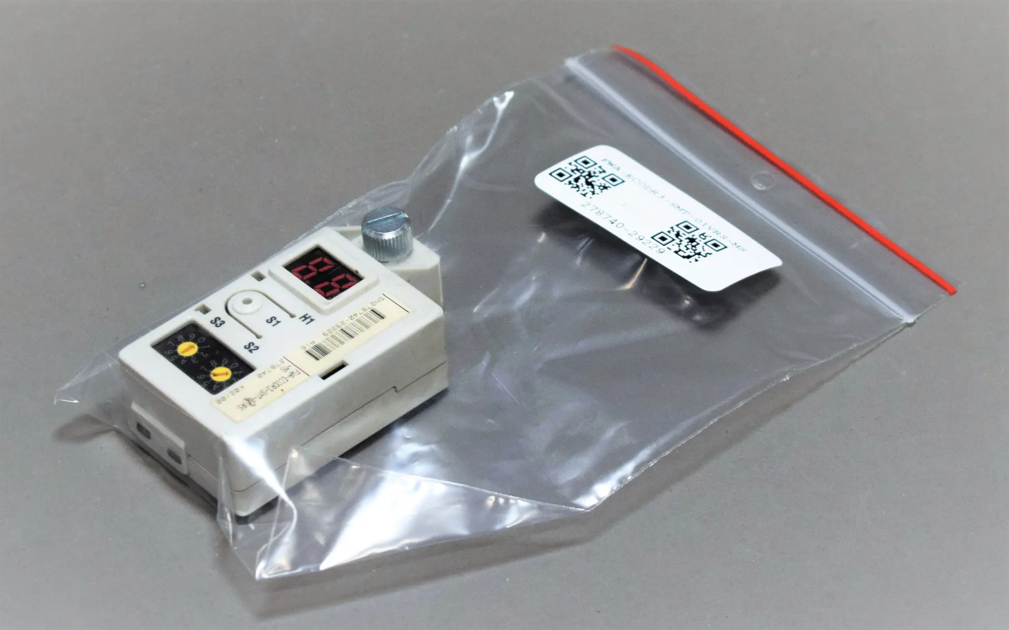 Produktfoto 1 von FWA-EC0DR3-SMT-01VRS-MS
