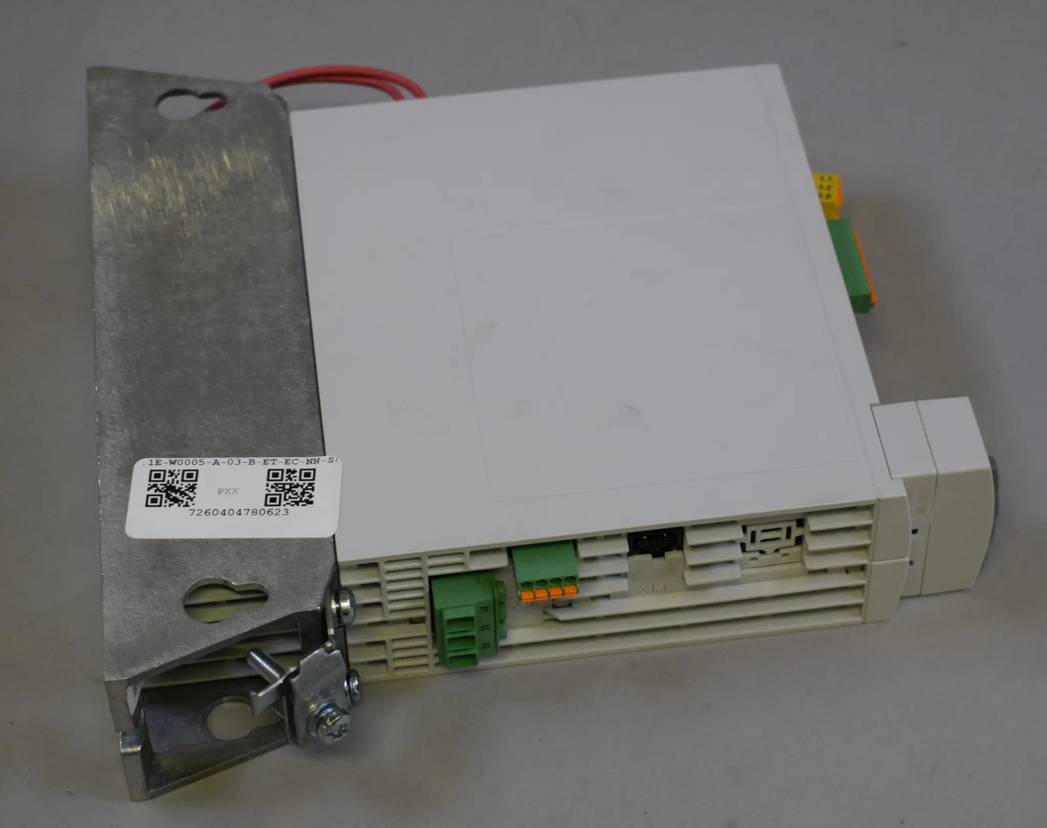 Produktfoto 1 von HCS011E-W0005-A-03-B-ET-EC-NN-S4-NN-FW