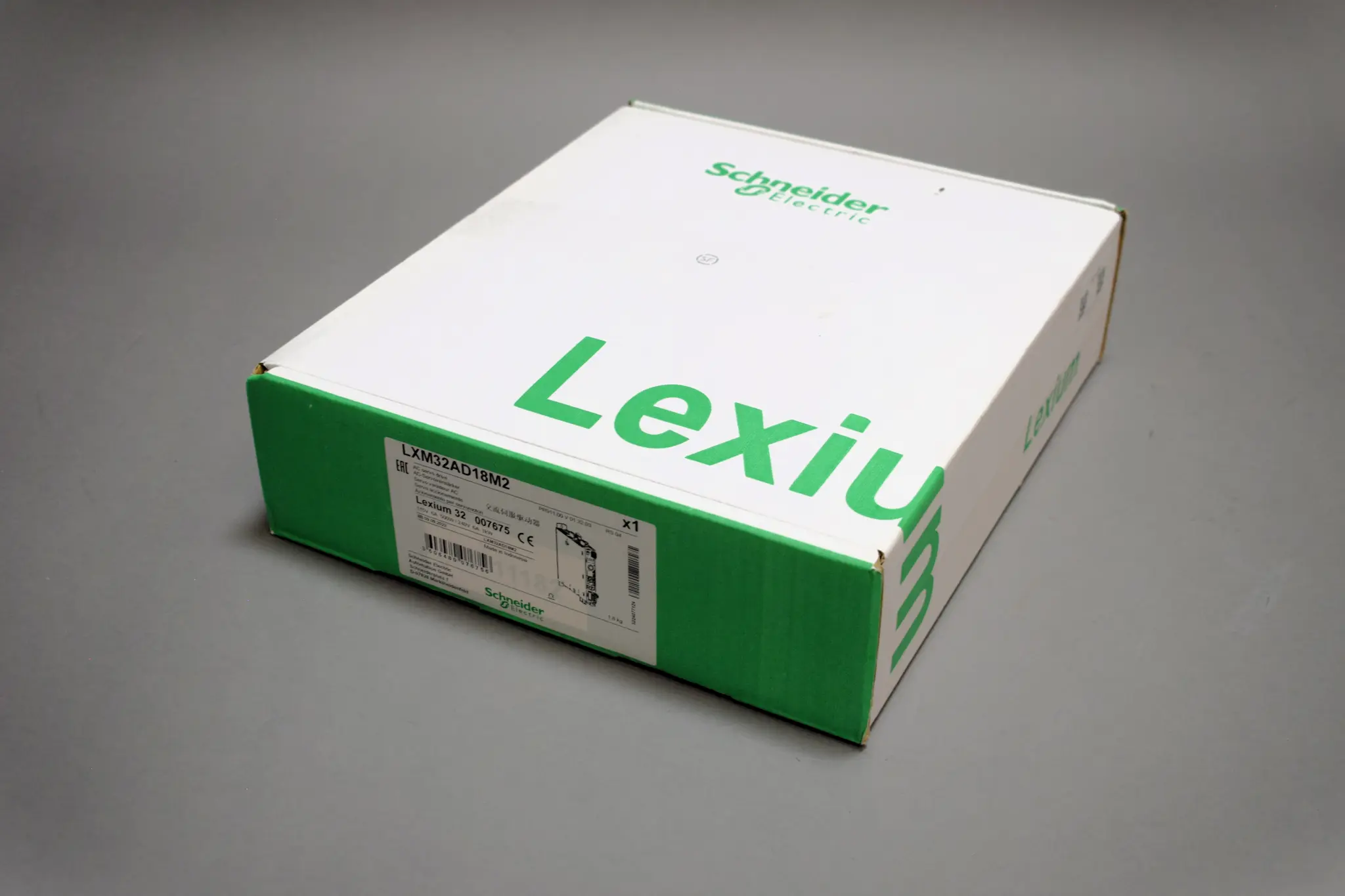 Produktfoto 1 von LXM32AD18M2