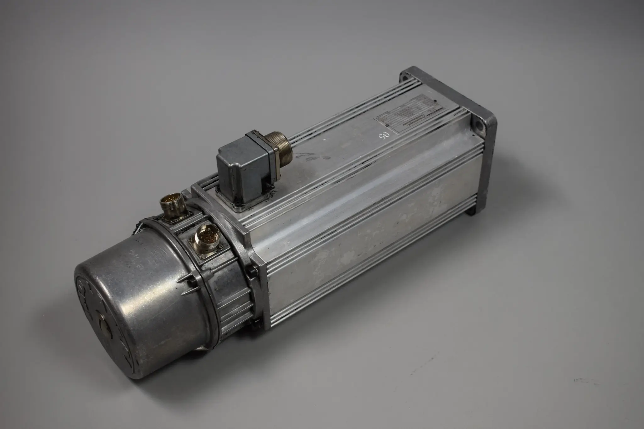 Produktfoto 1 von MAC090C-0-KD-1-B110-A-1J1000