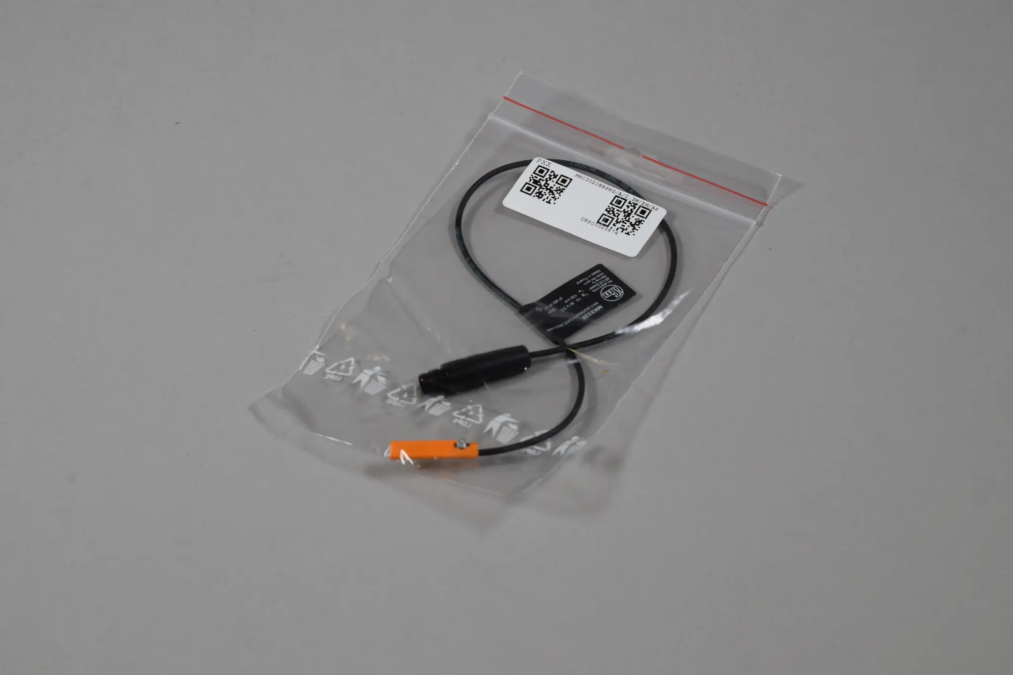 Produktfoto 1 von MKC3020BBPKGA03MZHAS