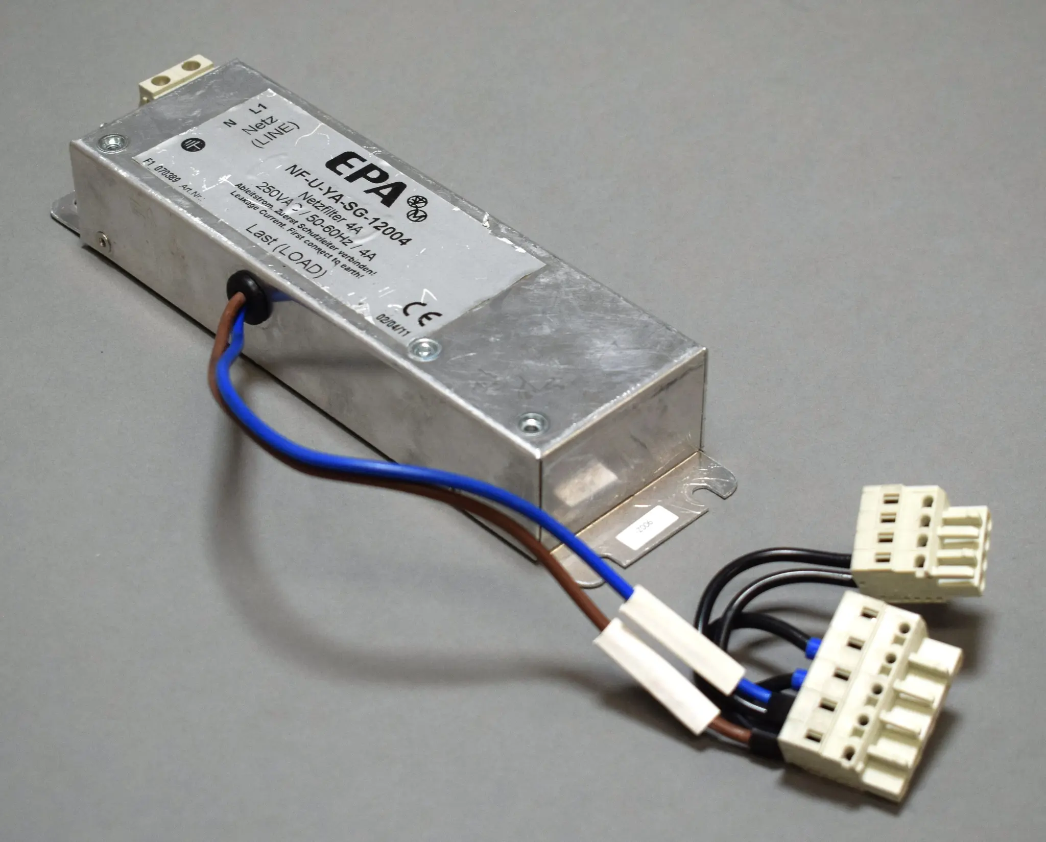 NF-U-YA-SG-12004