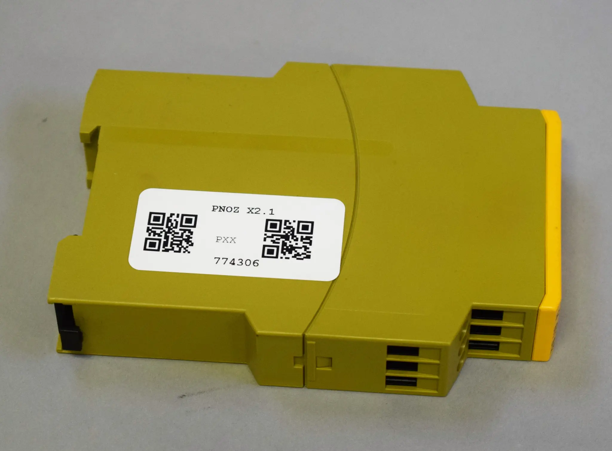 Produktfoto 1 von PNOZ X21 24VACDC 2no