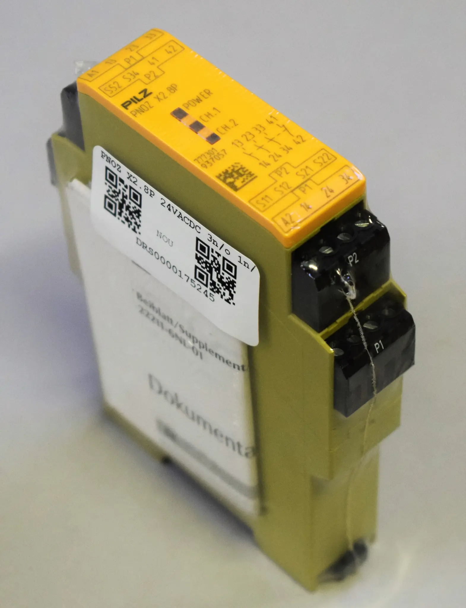 Produktfoto 1 von PNOZ X28P 24VACDC 3no 1nc
