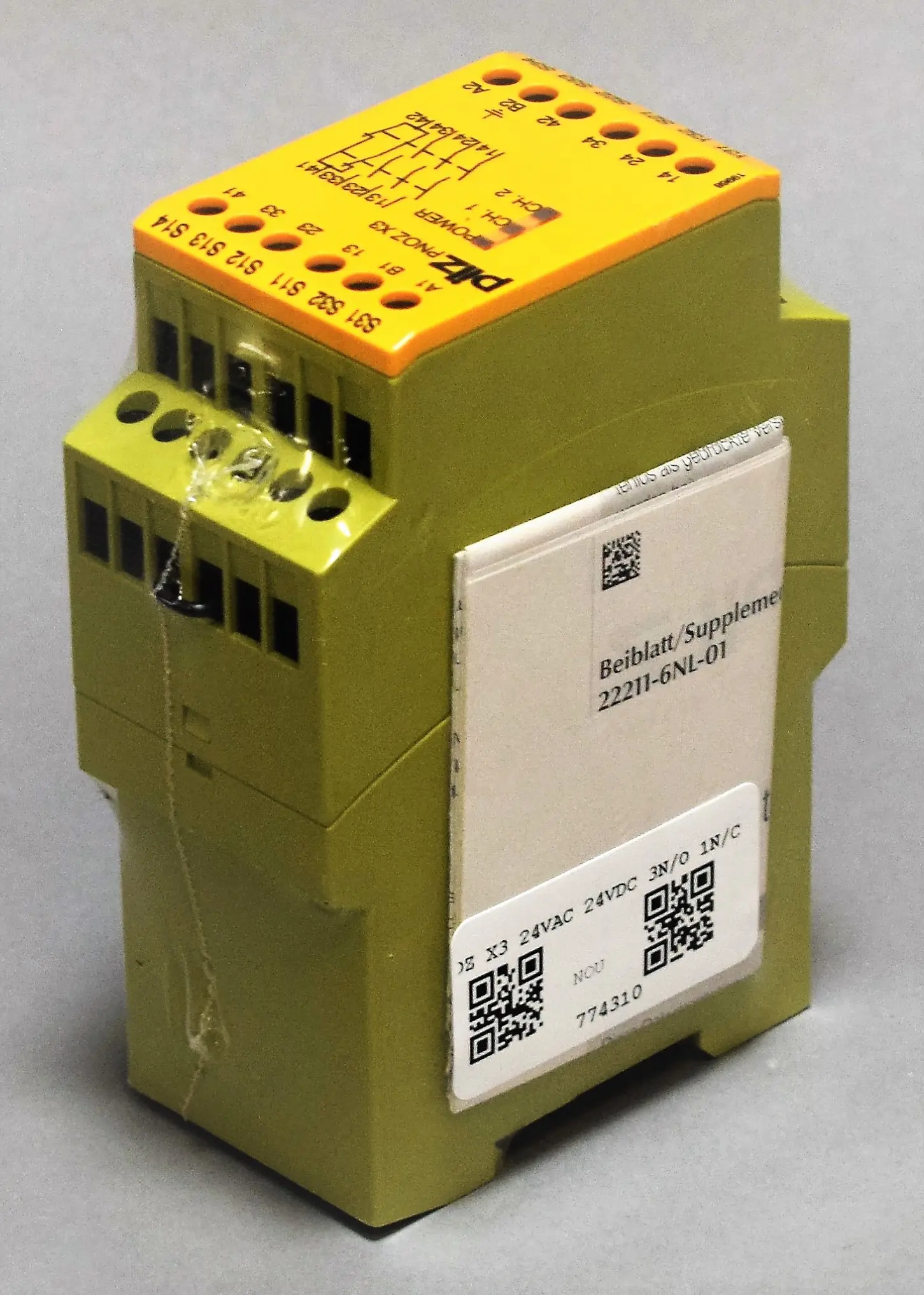 Produktfoto 1 von PNOZ X3 24VAC 24VDC 3NO 1NC 1SO