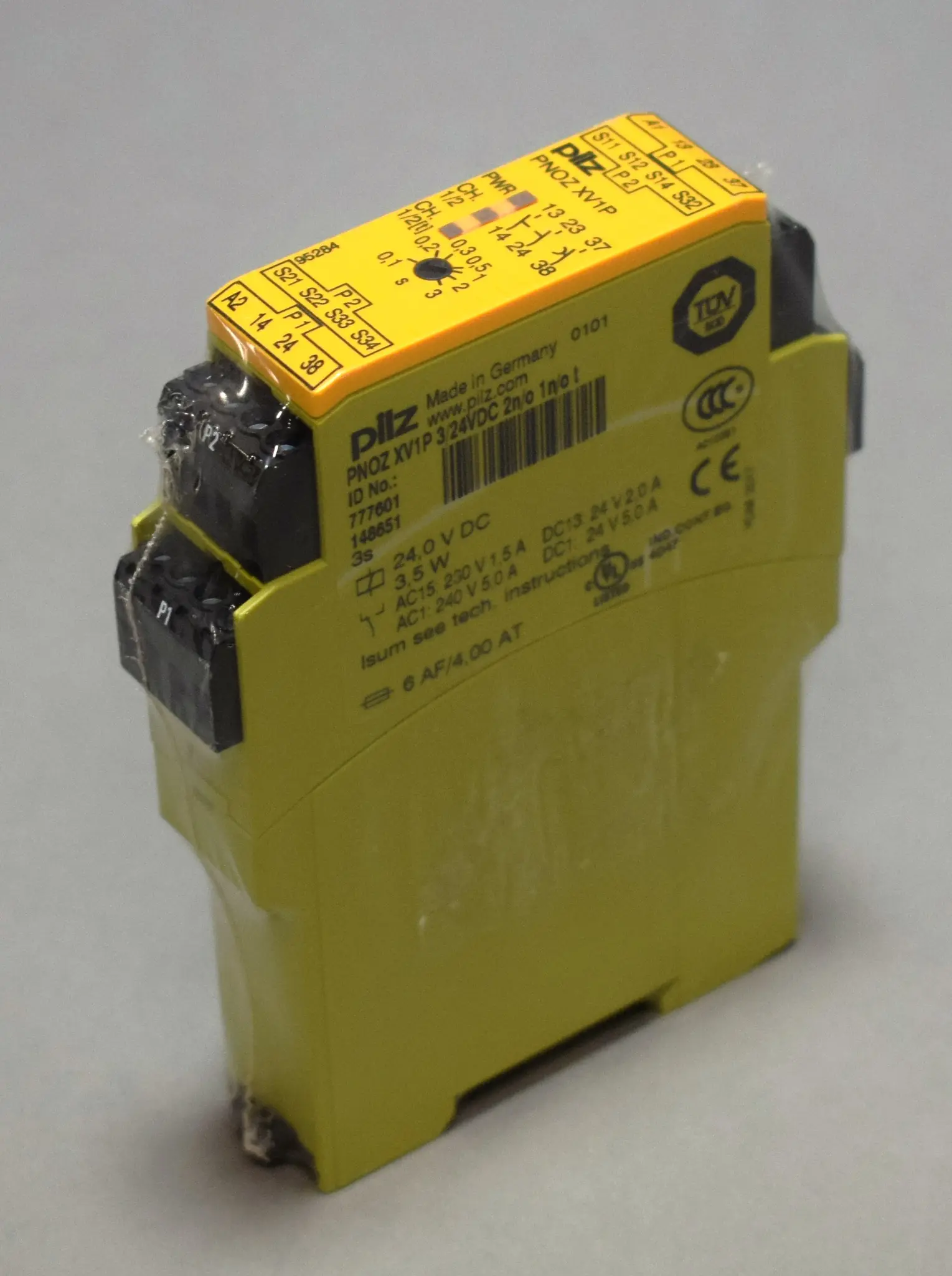 Produktfoto 1 von PNOZ XV1P 324VDC 2NO 1NO T