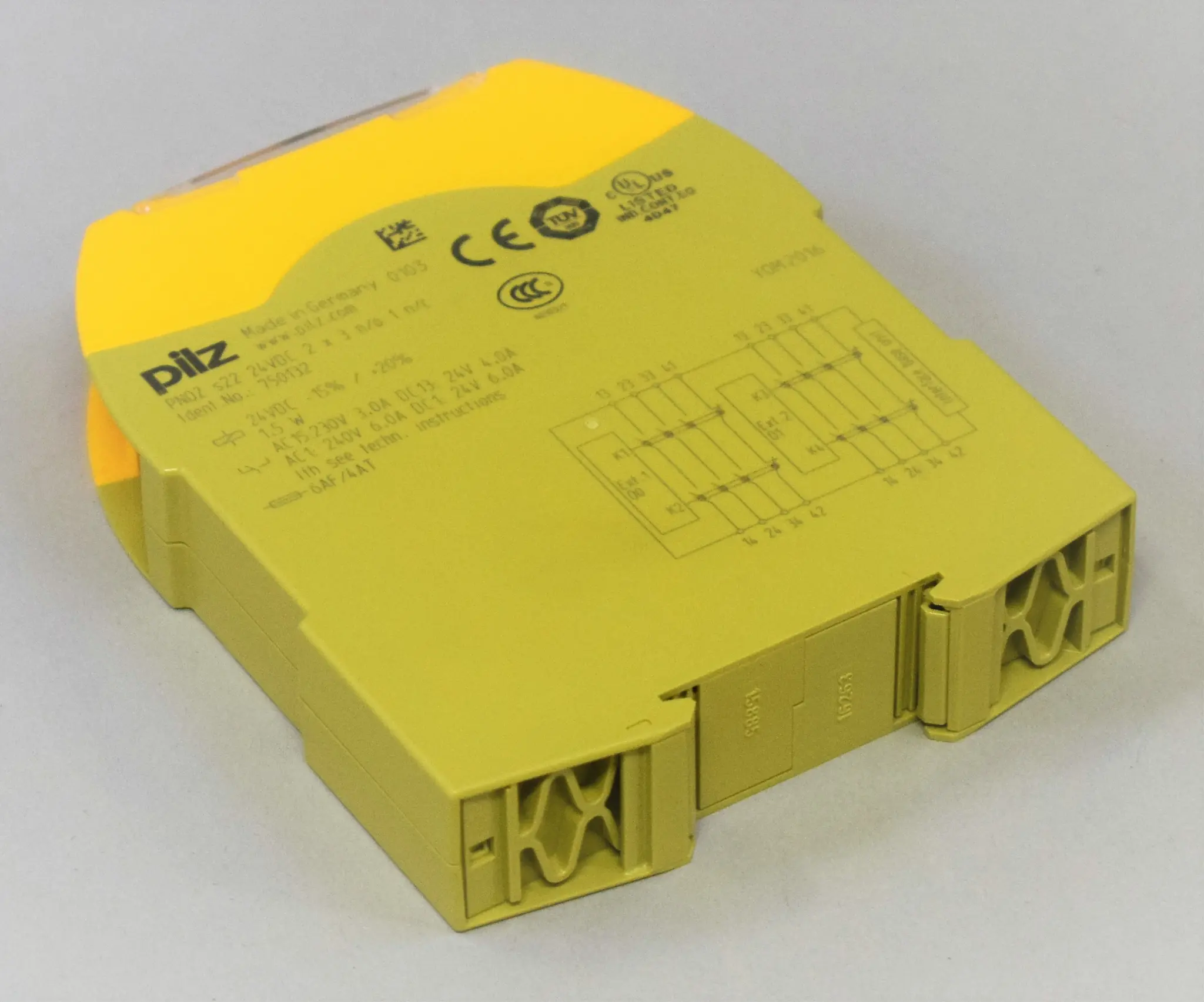 Produktfoto 1 von PNOZ s22 24VDC 2 x 3 no 1 nc
