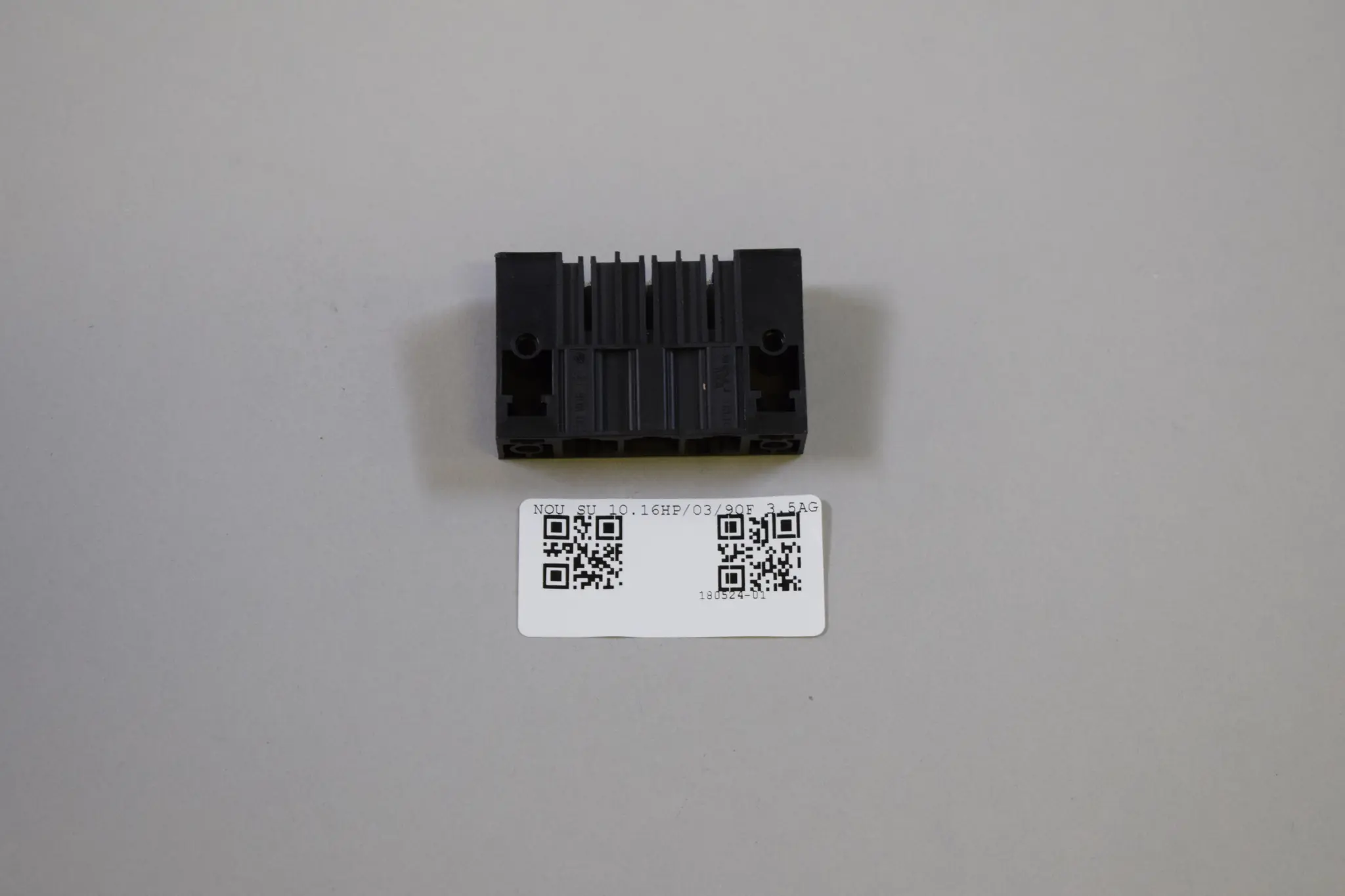 Produktfoto 1 von SU 1016HP0390F 35AG BK BX